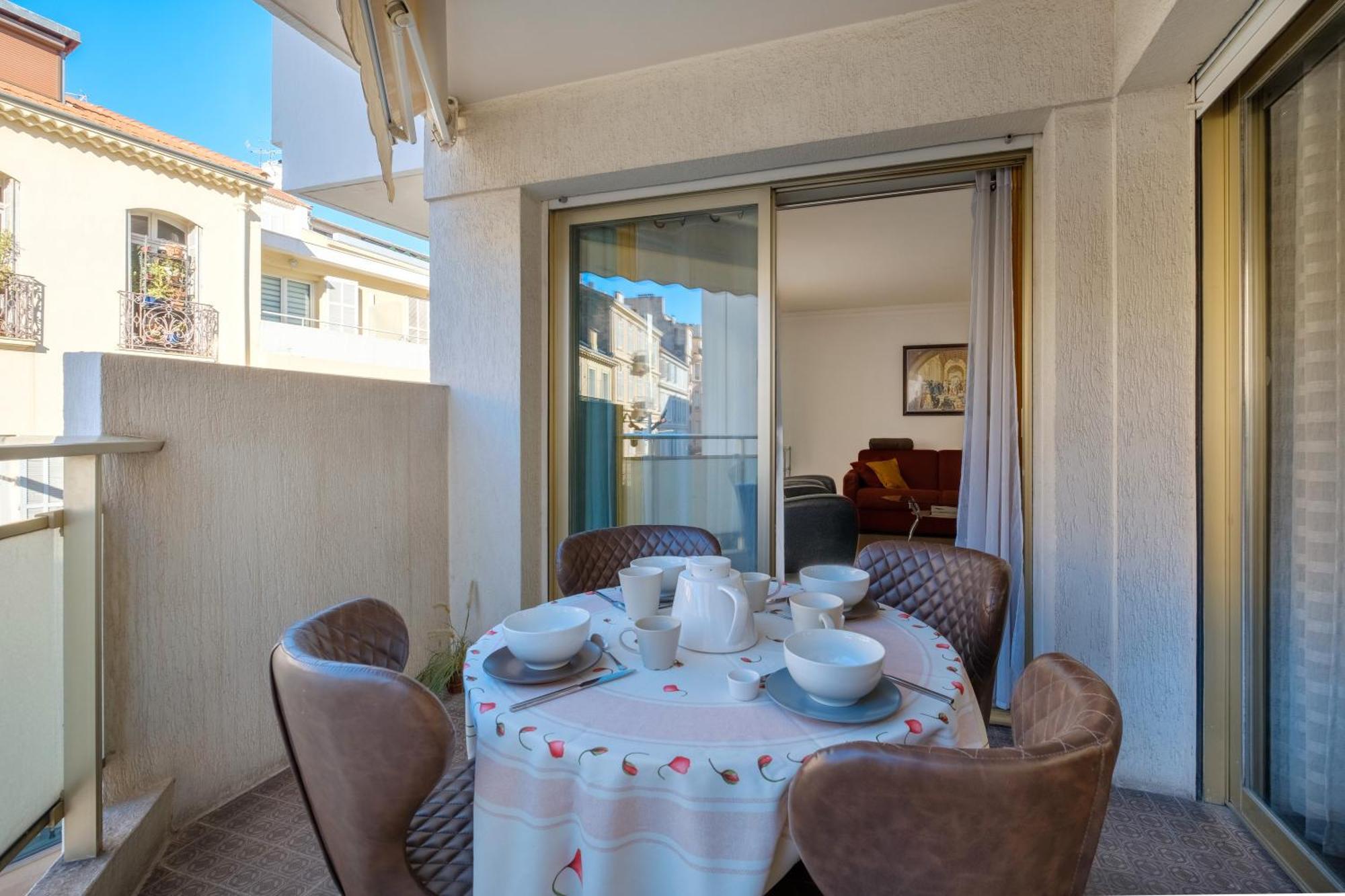 Le Nostalgique Apartment *
