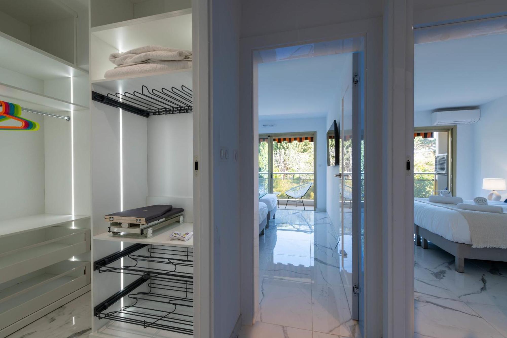 Apartment Spacious 2-br In A With Pool *