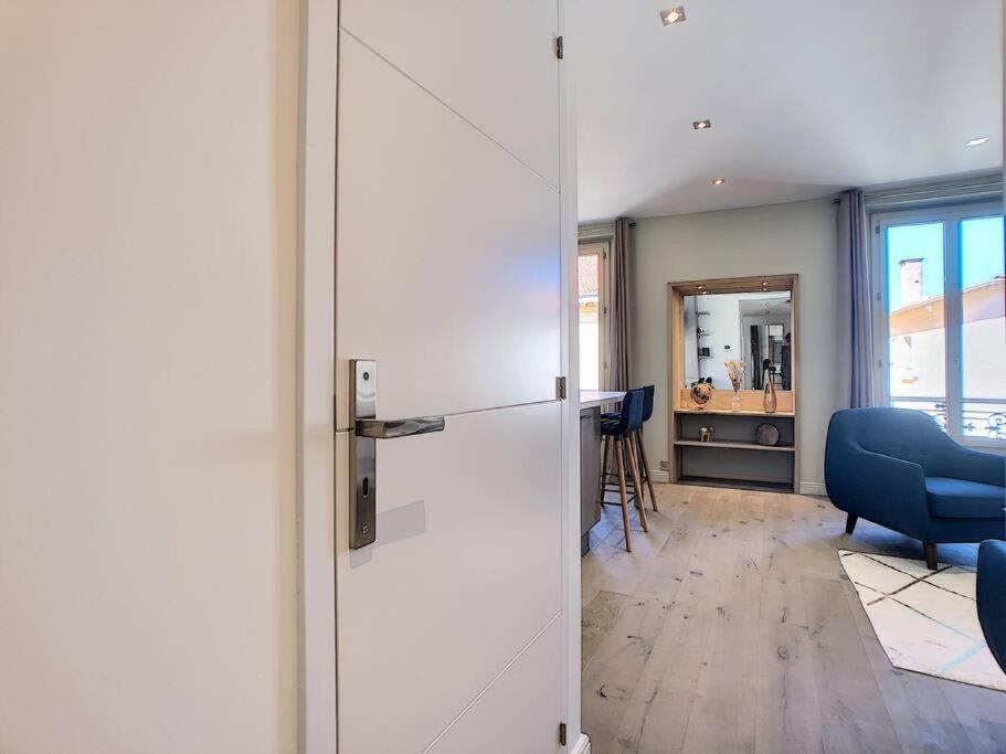 Le Spectaculaire Moderne Et Raffine, Idealement Situe A Deux Pas Du Palais Et Plages Apartment Cannes