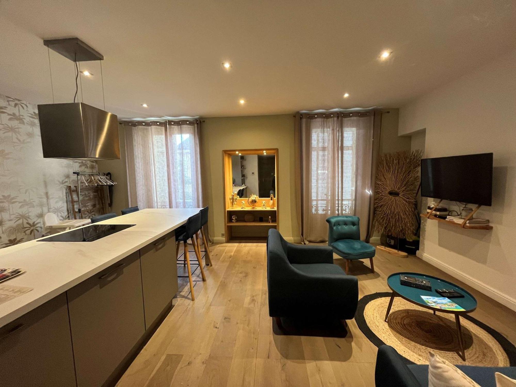 Le Spectaculaire Moderne Et Raffine, Idealement Situe A Deux Pas Du Palais Et Plages Apartment *