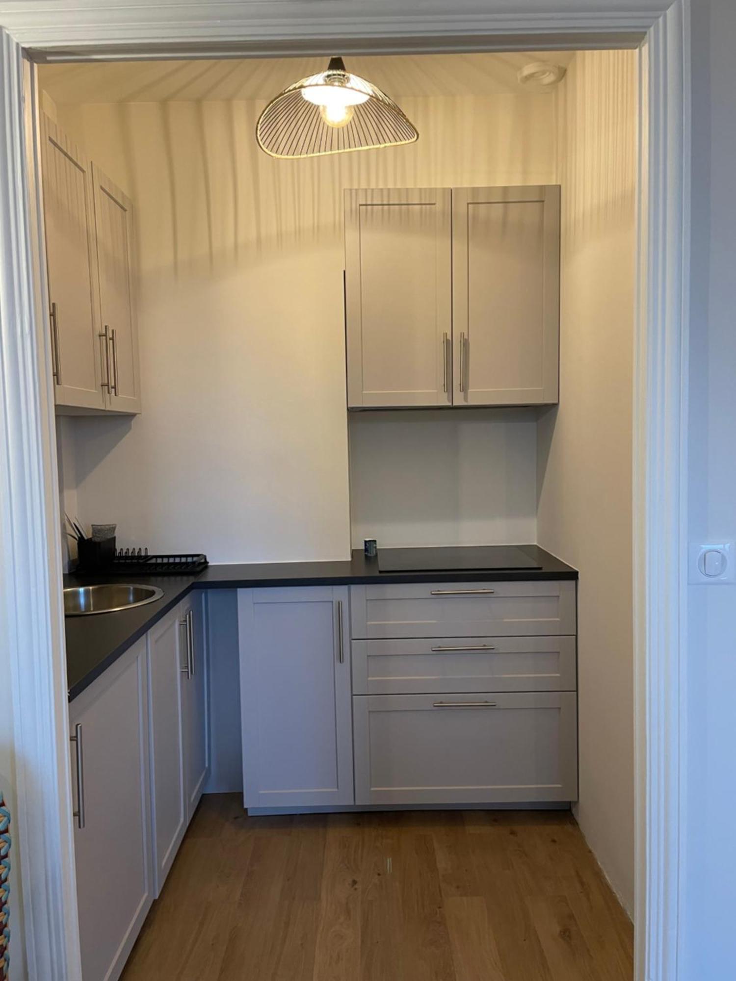 Apartment Superbe T2 Climatise Au Centre + Parking