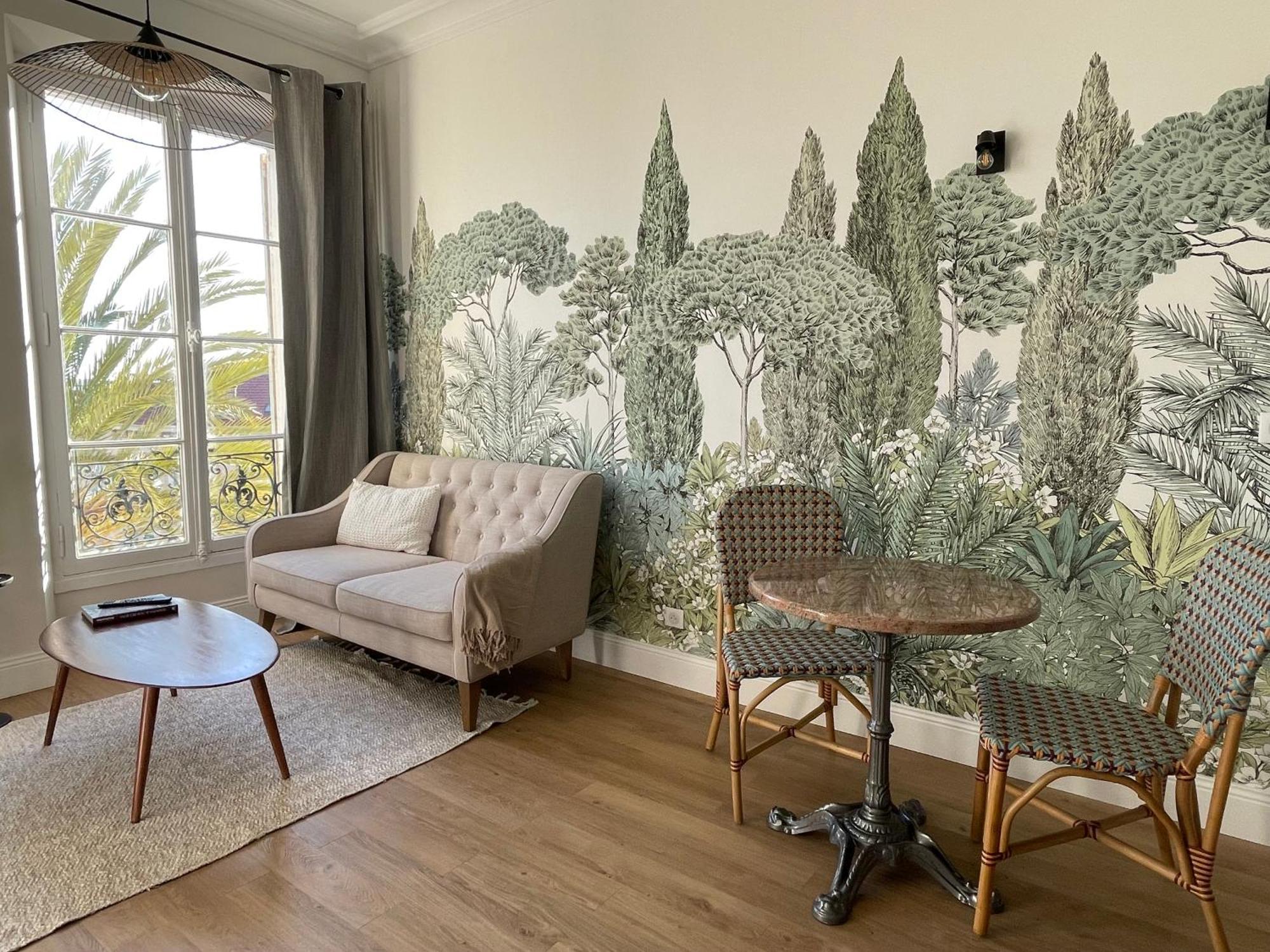 Apartment Superbe T2 Climatise Au Centre + Parking