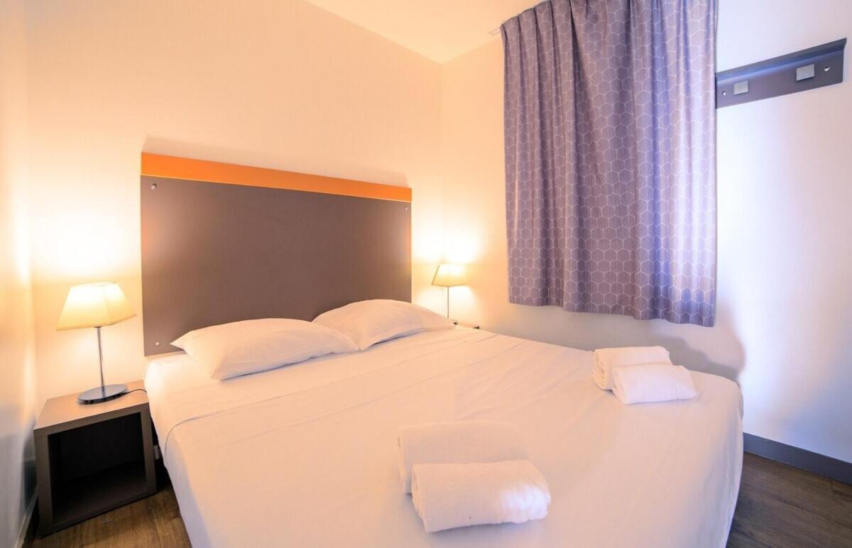 Rio - 200 M Plages - App 6pers- Climatise, Terrasse, Piscine, Parking