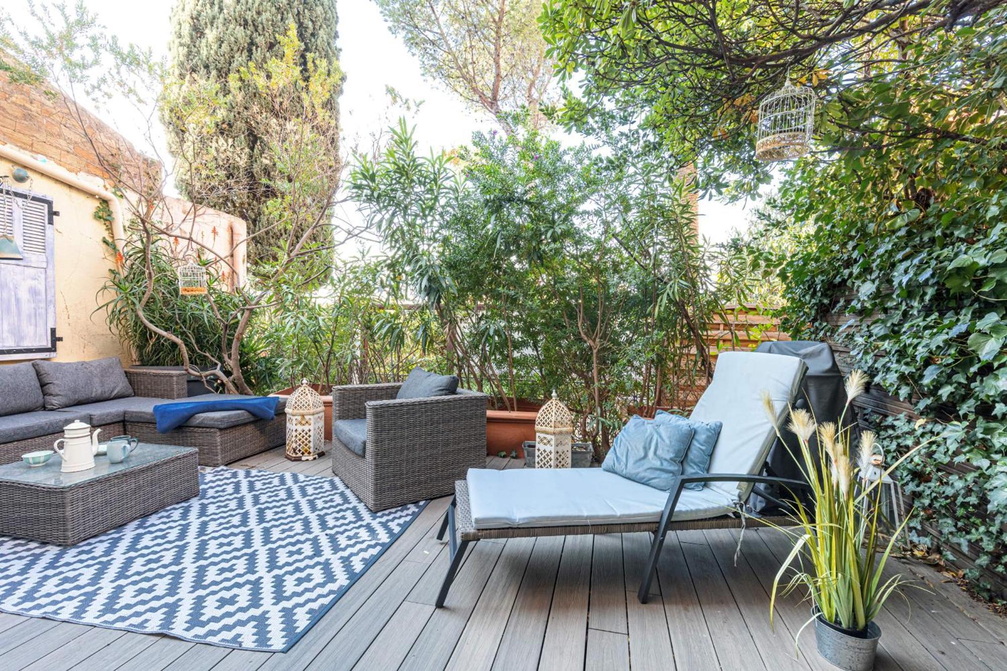 Apartment Atypical Old Town In Large Terrace Cannes
