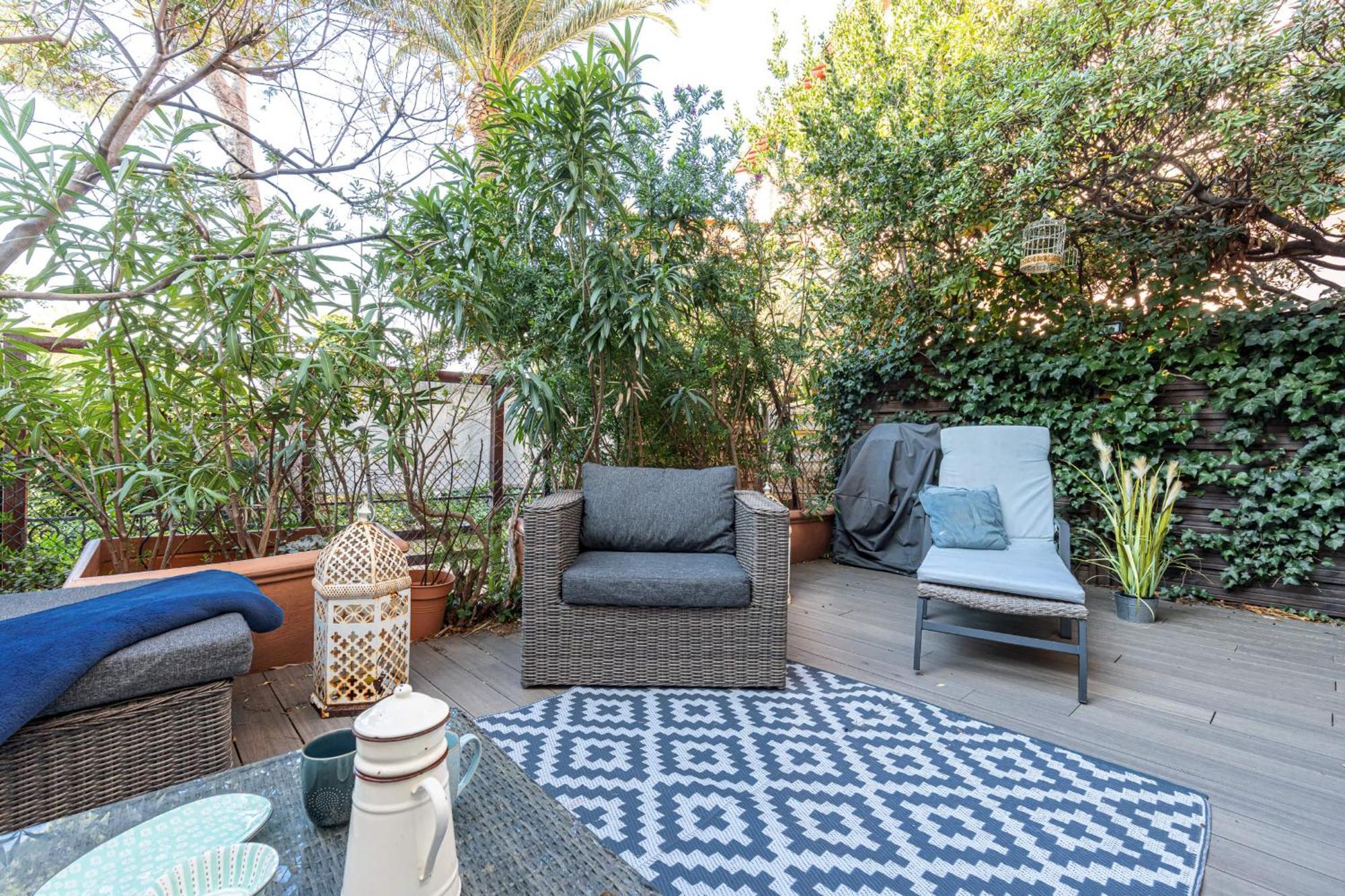 Apartment Atypical Old Town In Large Terrace Cannes