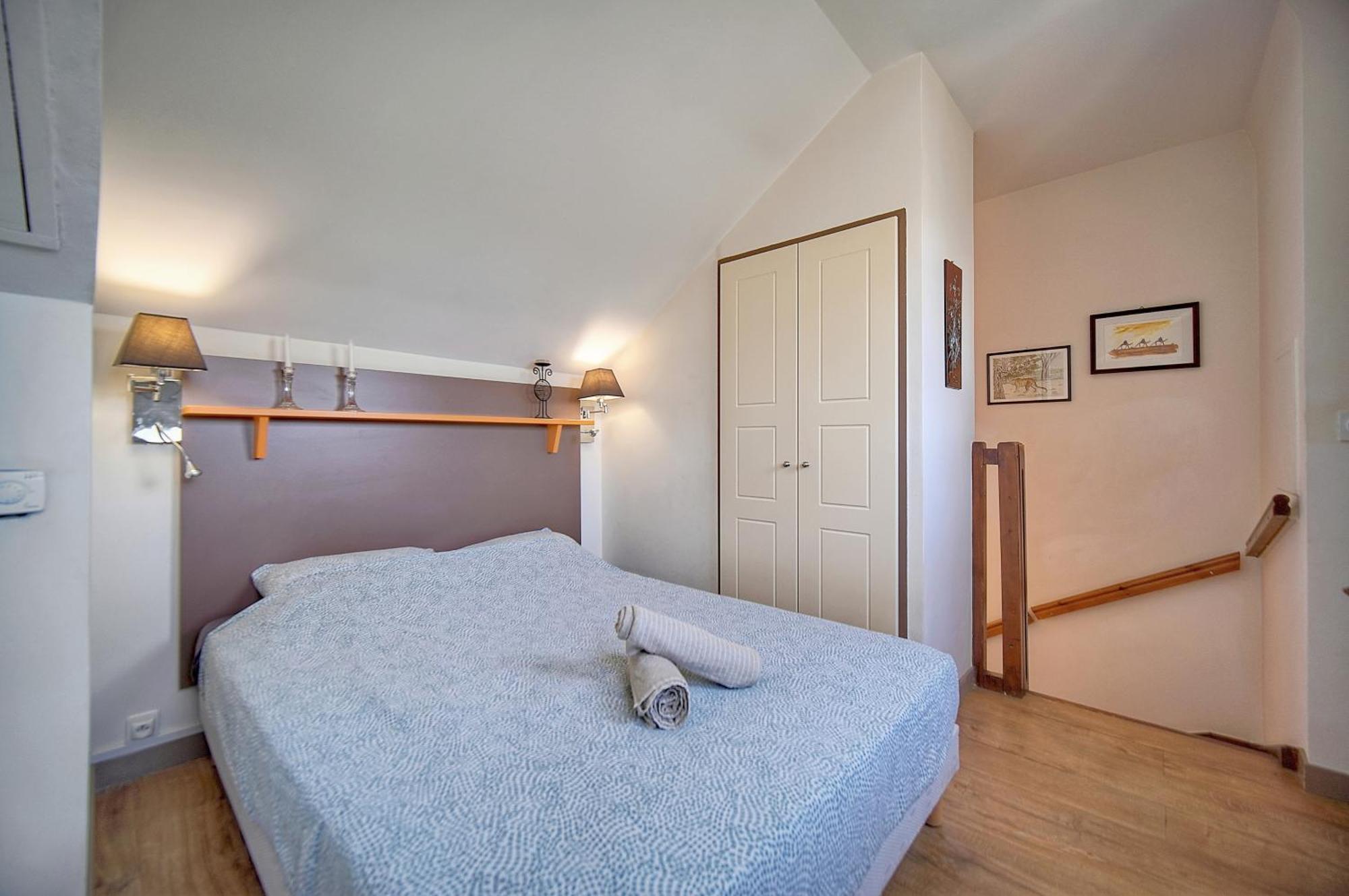 Apartment Edouard - Piscine-parking - Vca