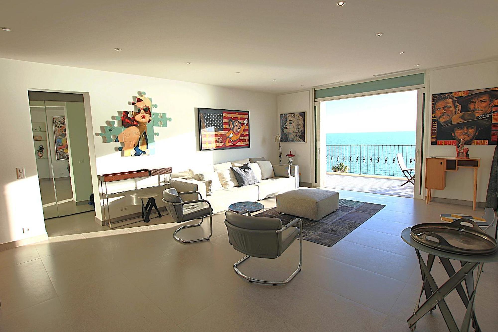 130 M3 With 3 En-suite Bedrooms And Exceptional Sea View Apartment *