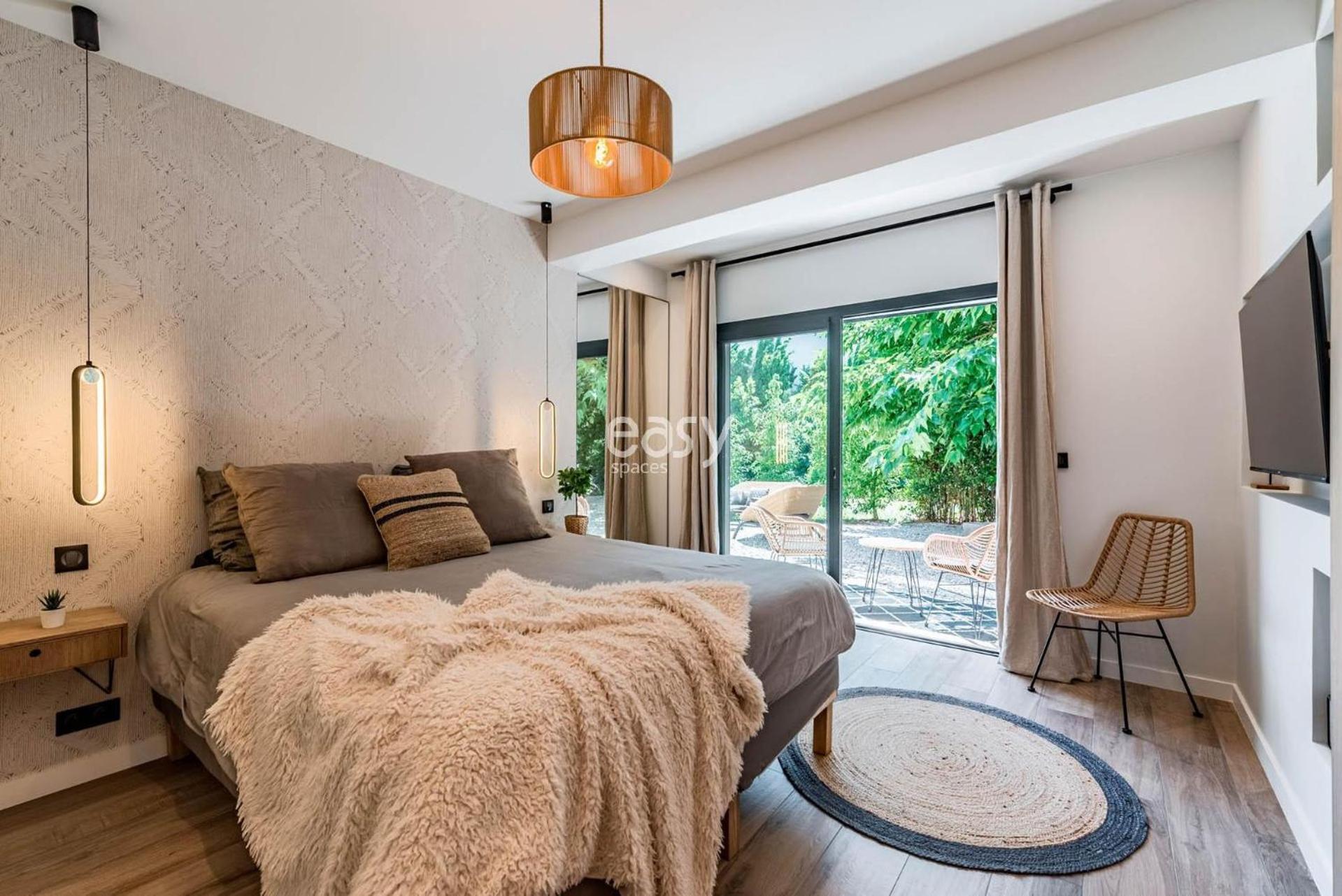 Calm Cannet Cannes