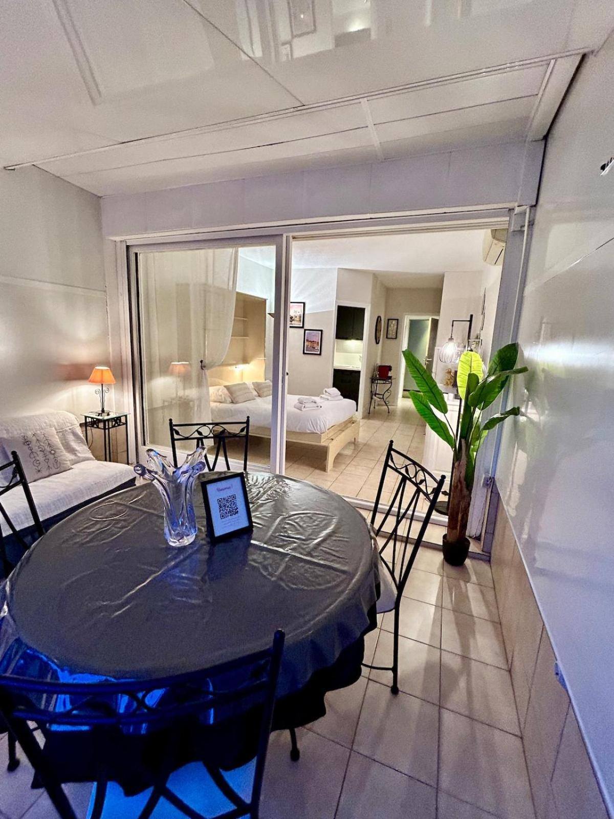 Cosy Near La Croisette And The Apartment