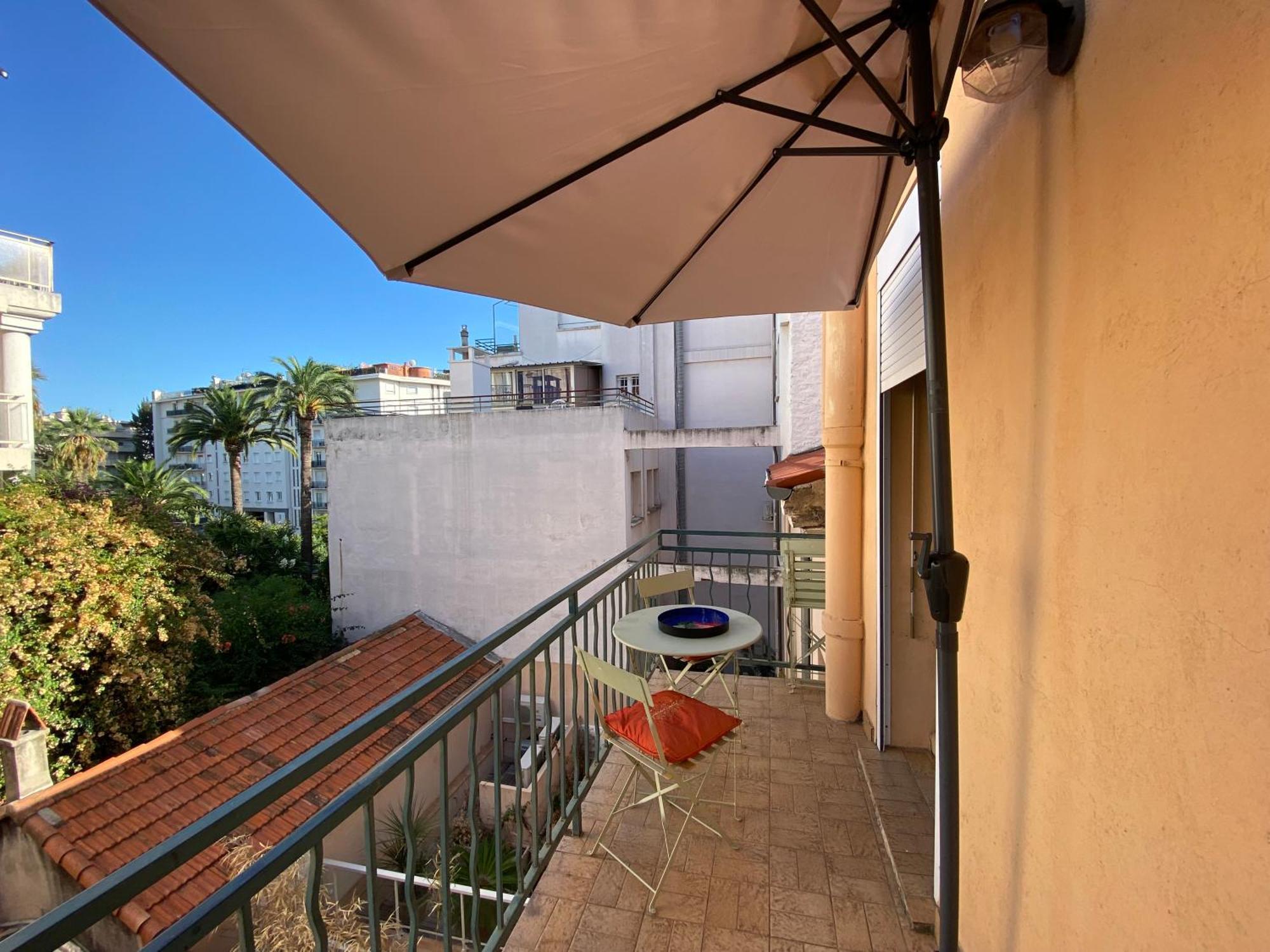 Tres Bel Entierement Renove - 2mn Croisette Apartment