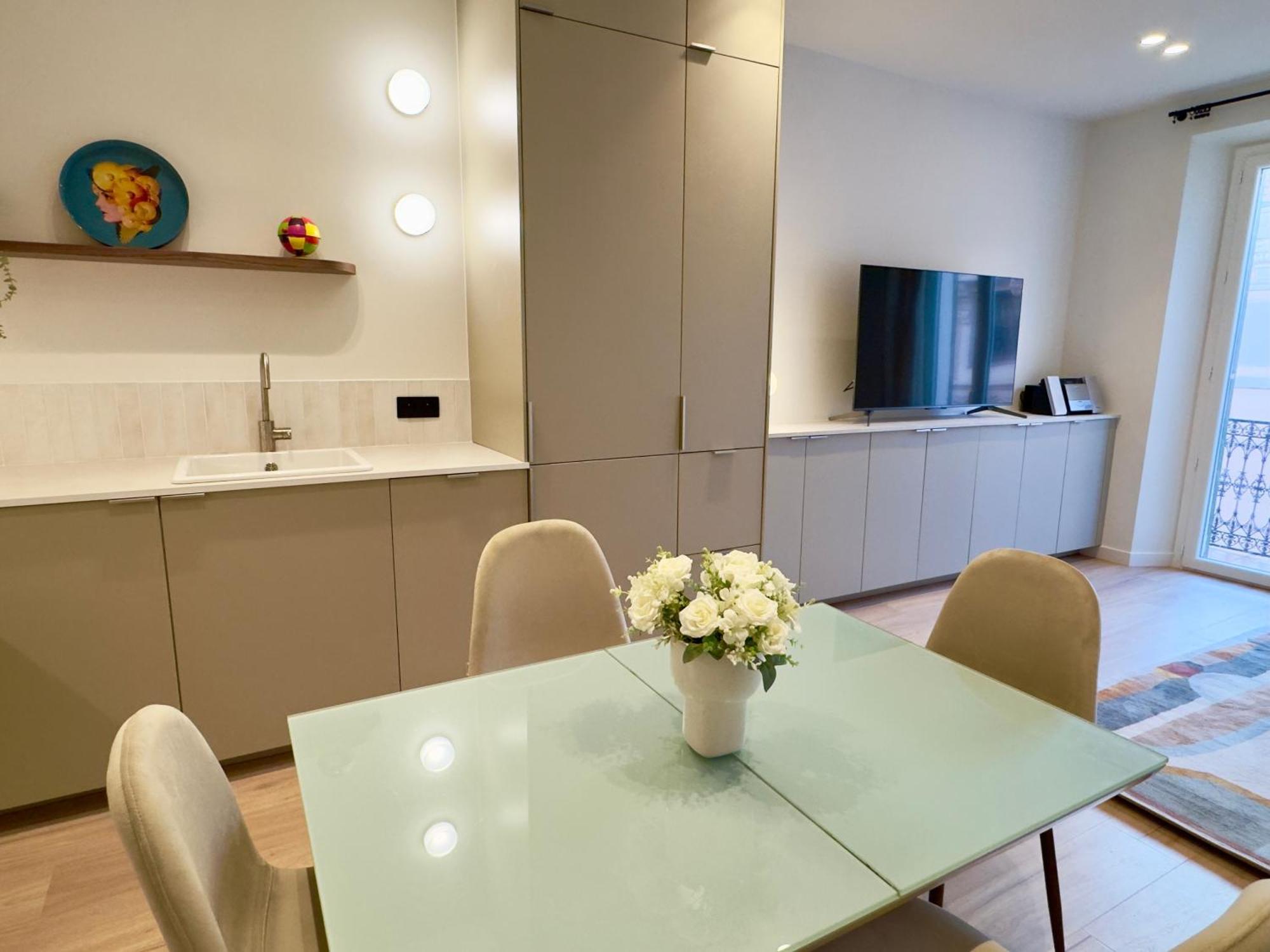 Apartment Tres Bel Entierement Renove - 2mn Croisette *