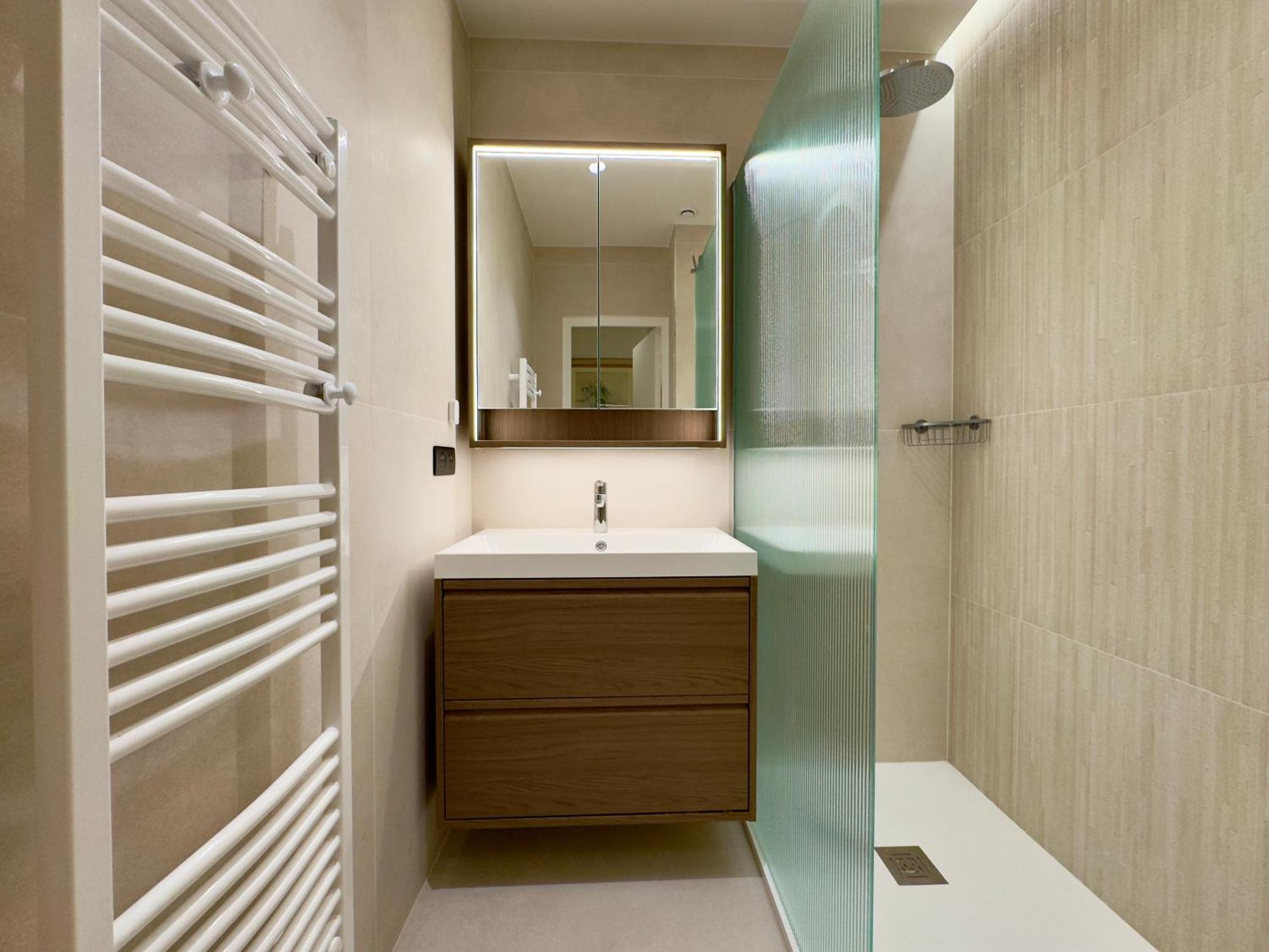 Apartment Tres Bel Entierement Renove - 2mn Croisette *