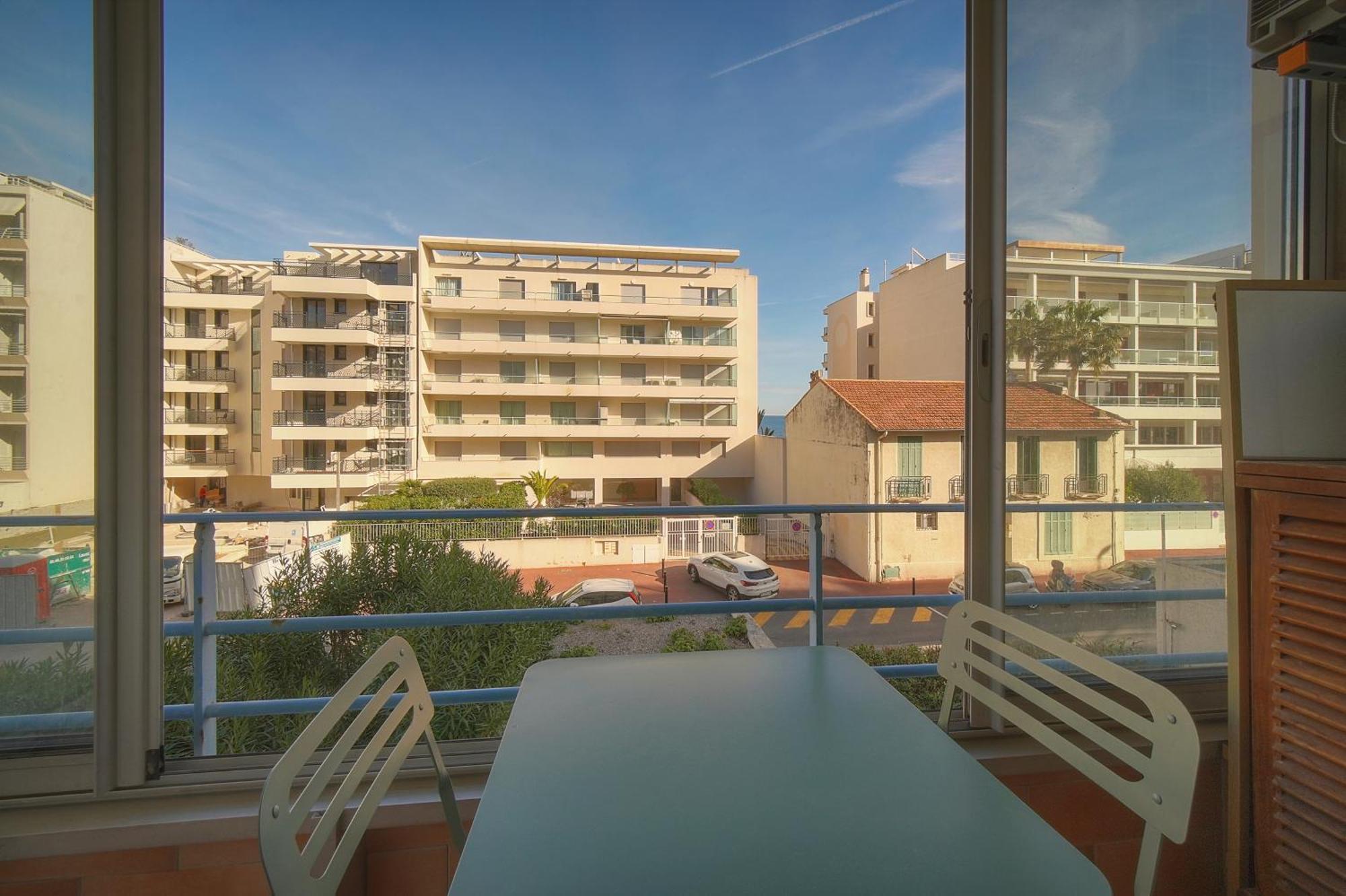 Frgk - 127 Croisette 