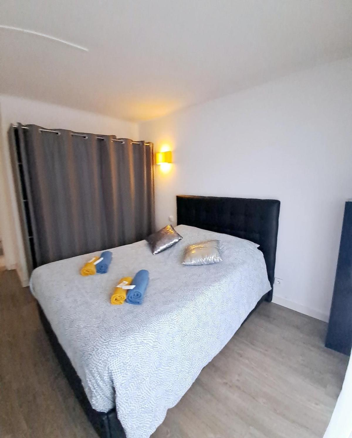 4 - Person With Sea View Terrace *