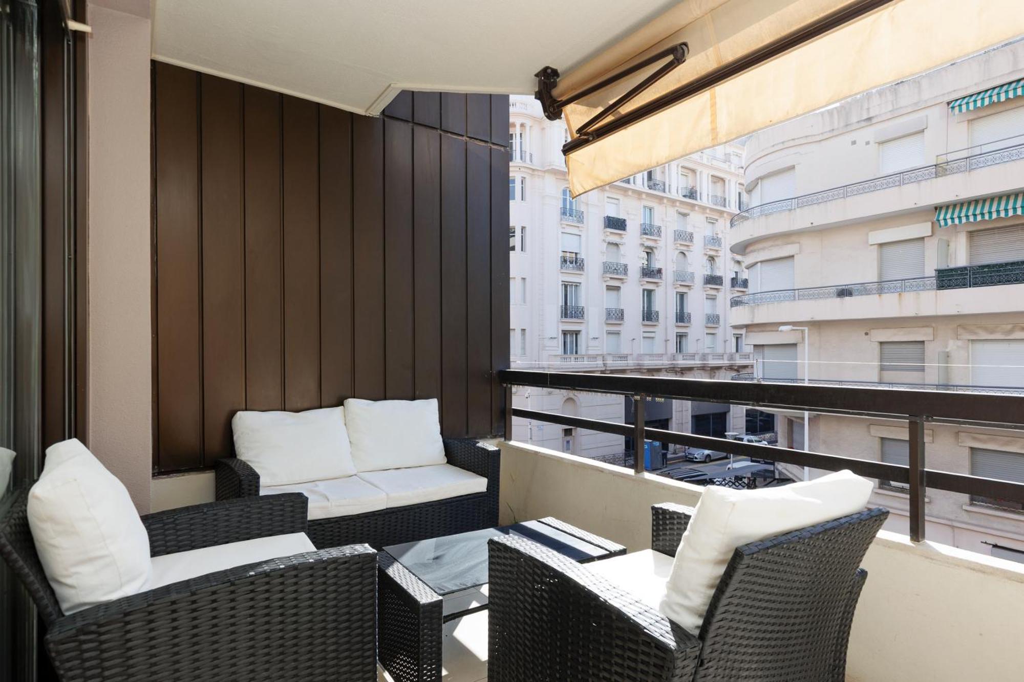 Immogroom Luxury 1 Bedappartment Ac Terrace *