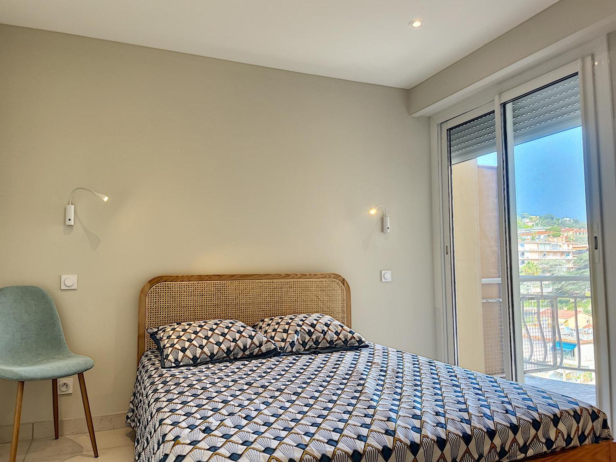 Superbe 3 Pieces Front De 303l Megr * Cannes