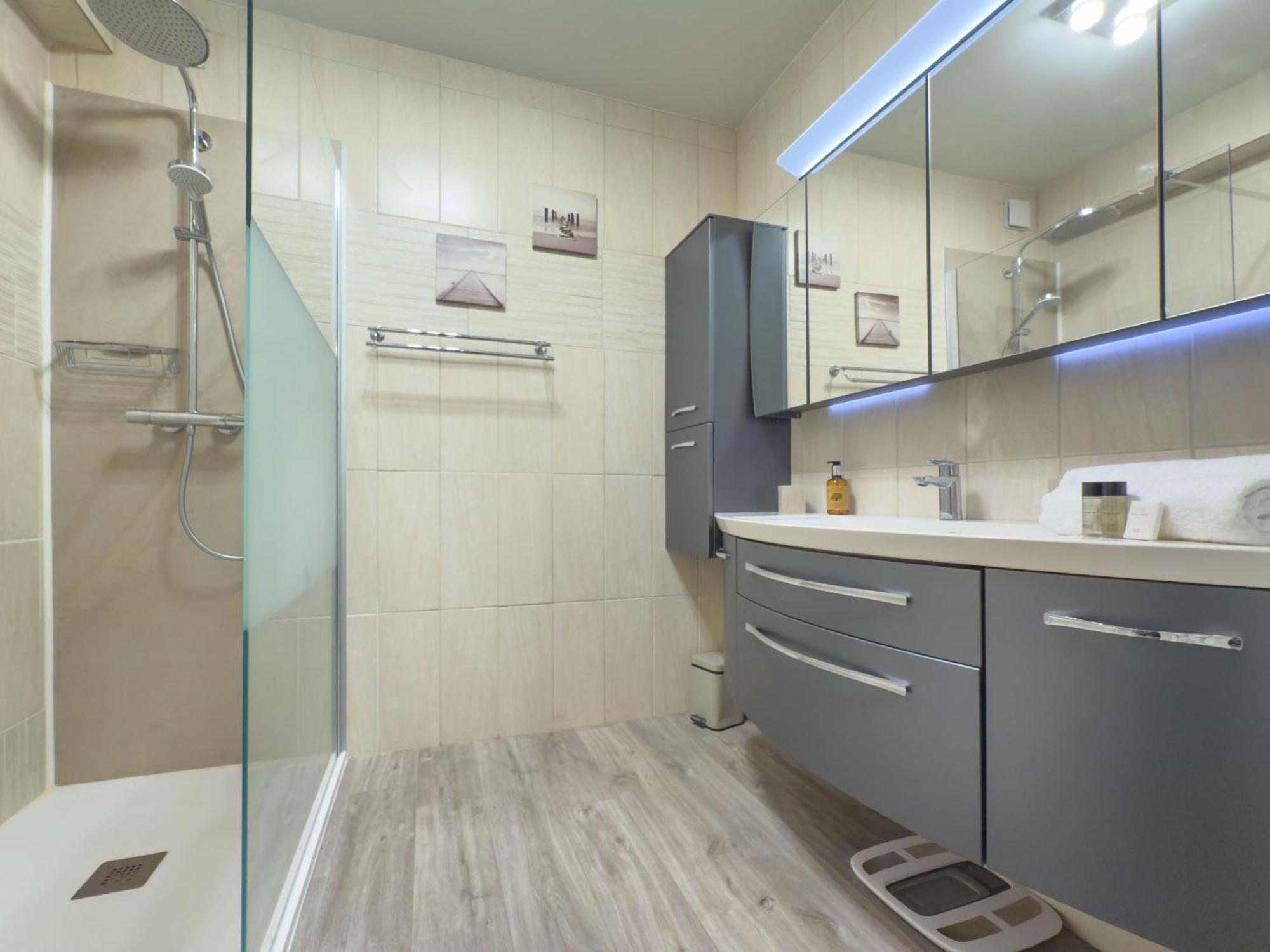 Le Cozy By Winsome Destination Apartment