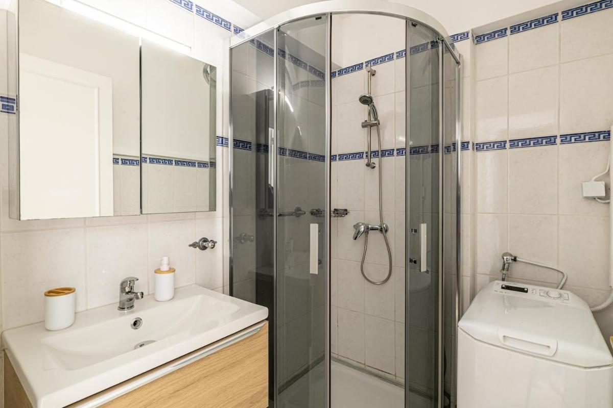 Apartment Palm Beach, Sea View Apartment, 100m From Beaches Cannes