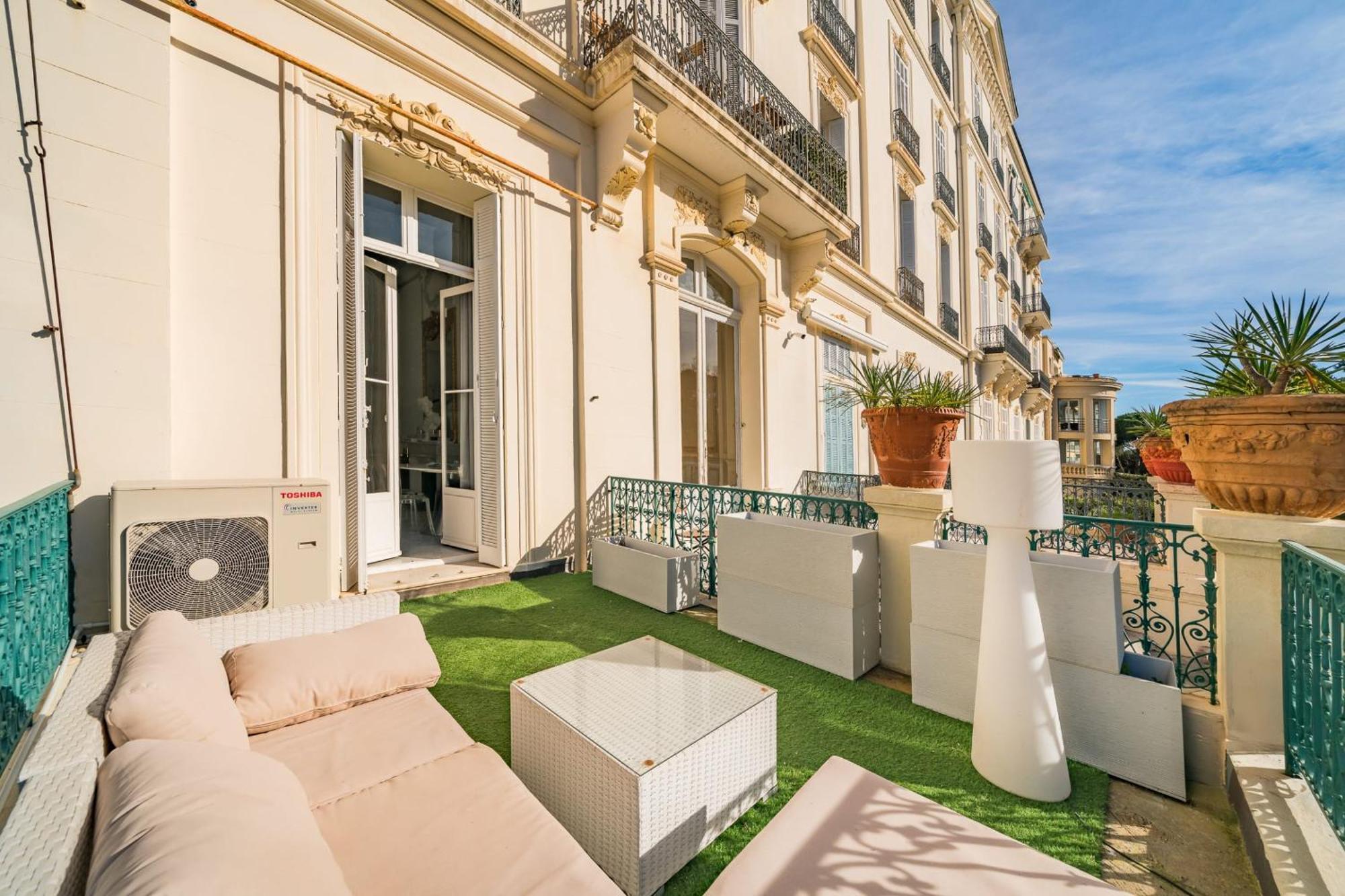 Apartment Prestige Alexandre Iii Terrace 2bdr By B'your Cannes