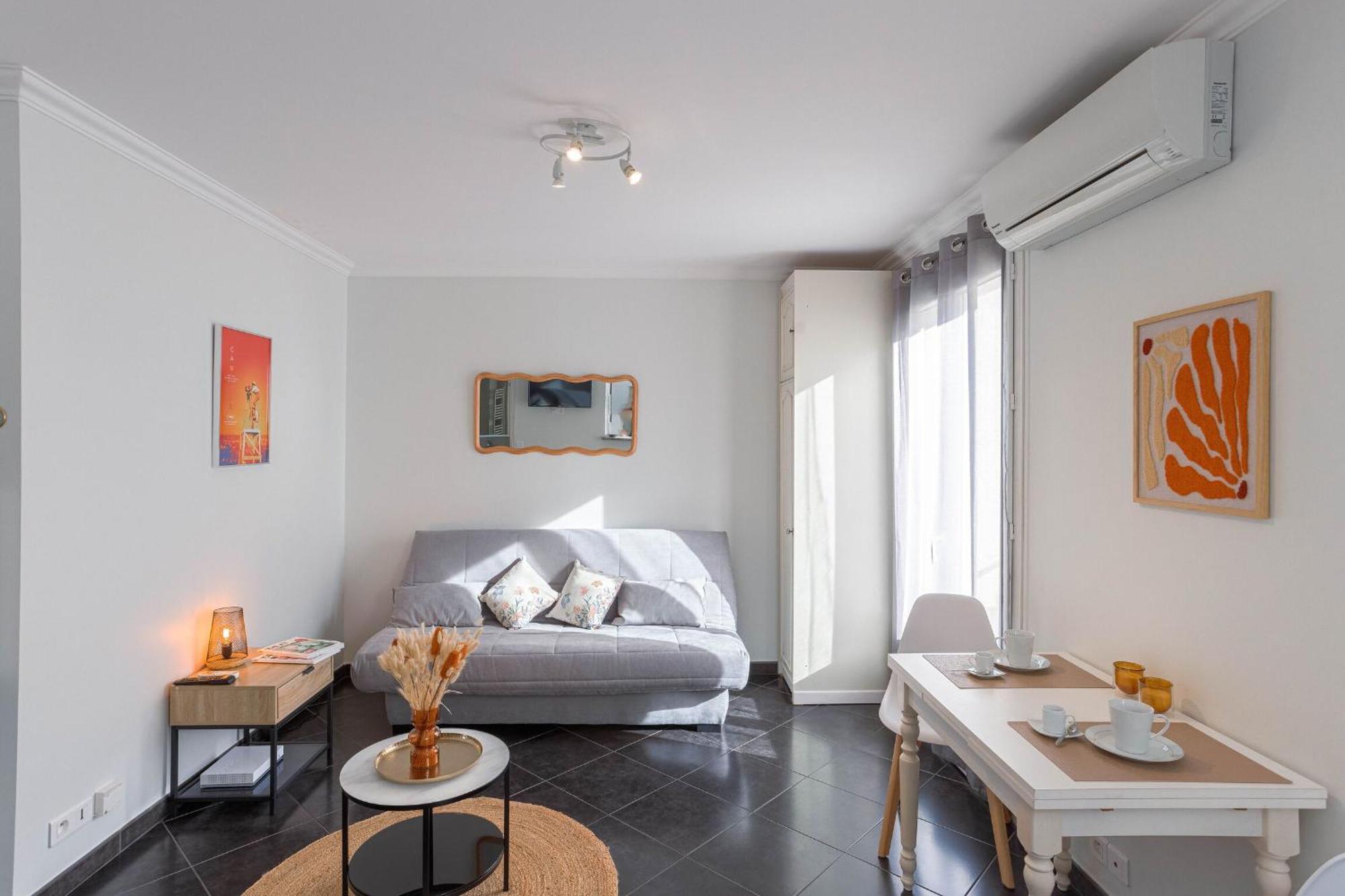 Apartment Rue Hoche By Halldis