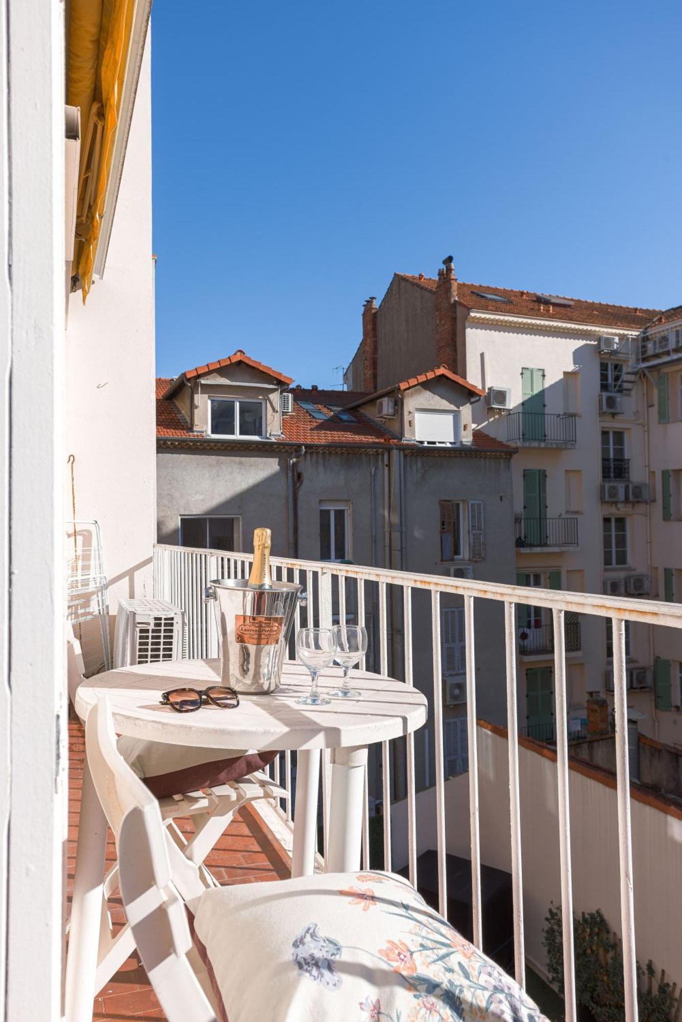 Rue Hoche By Halldis Appartement *