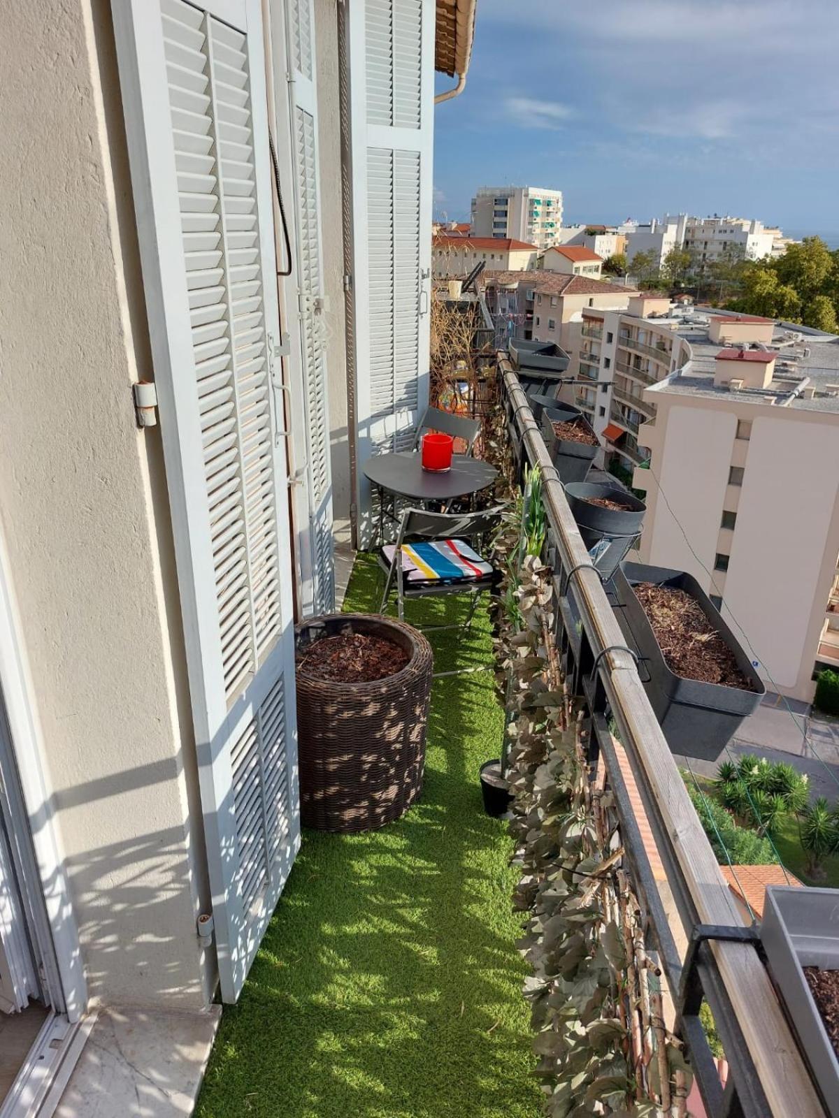 Stanislas Sea View Apartment *