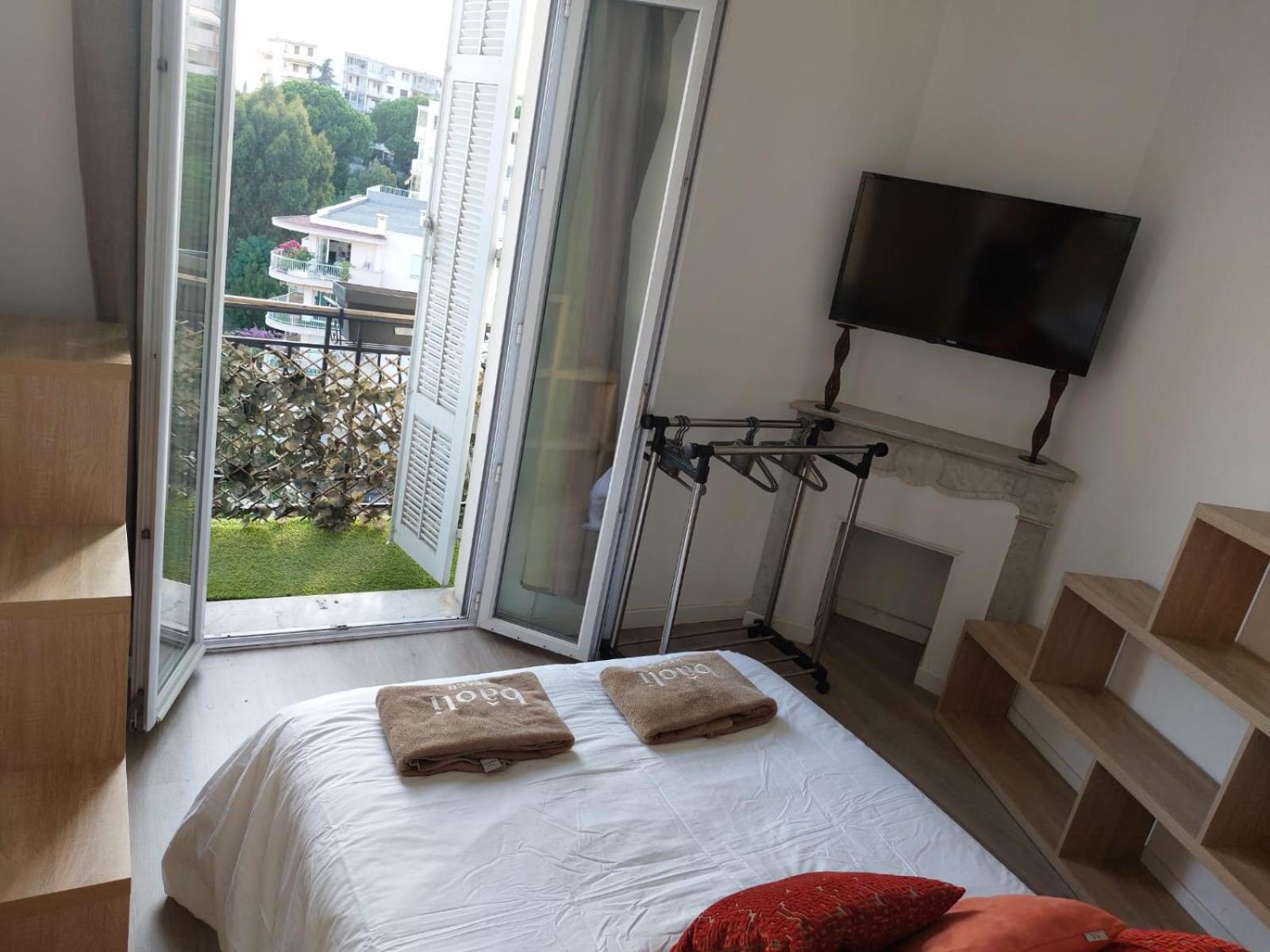 Stanislas Sea View Apartment Cannes