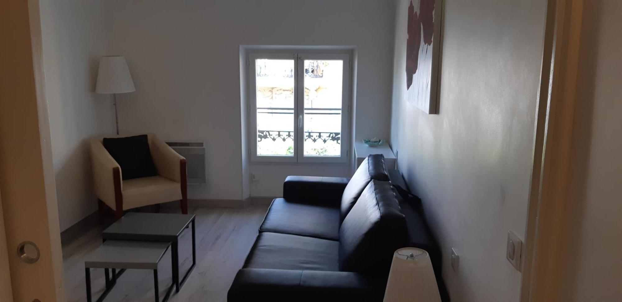 Day's Apartment *
