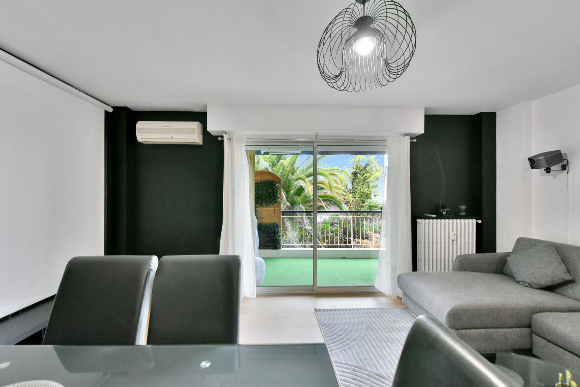 Le Sun Valley - Videoprojecteur Et Terrasse Zen Apartment Cannes