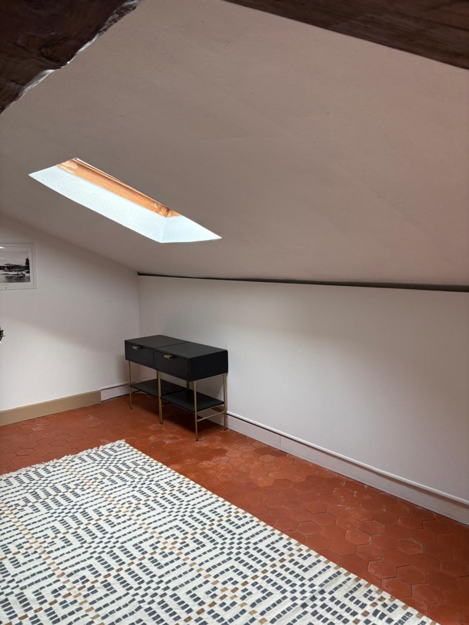 Festival Guest house *