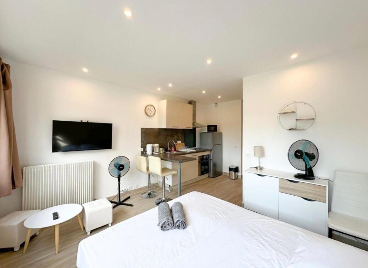 Studio Moderne Cannes - Parking - Proche De La Plage *