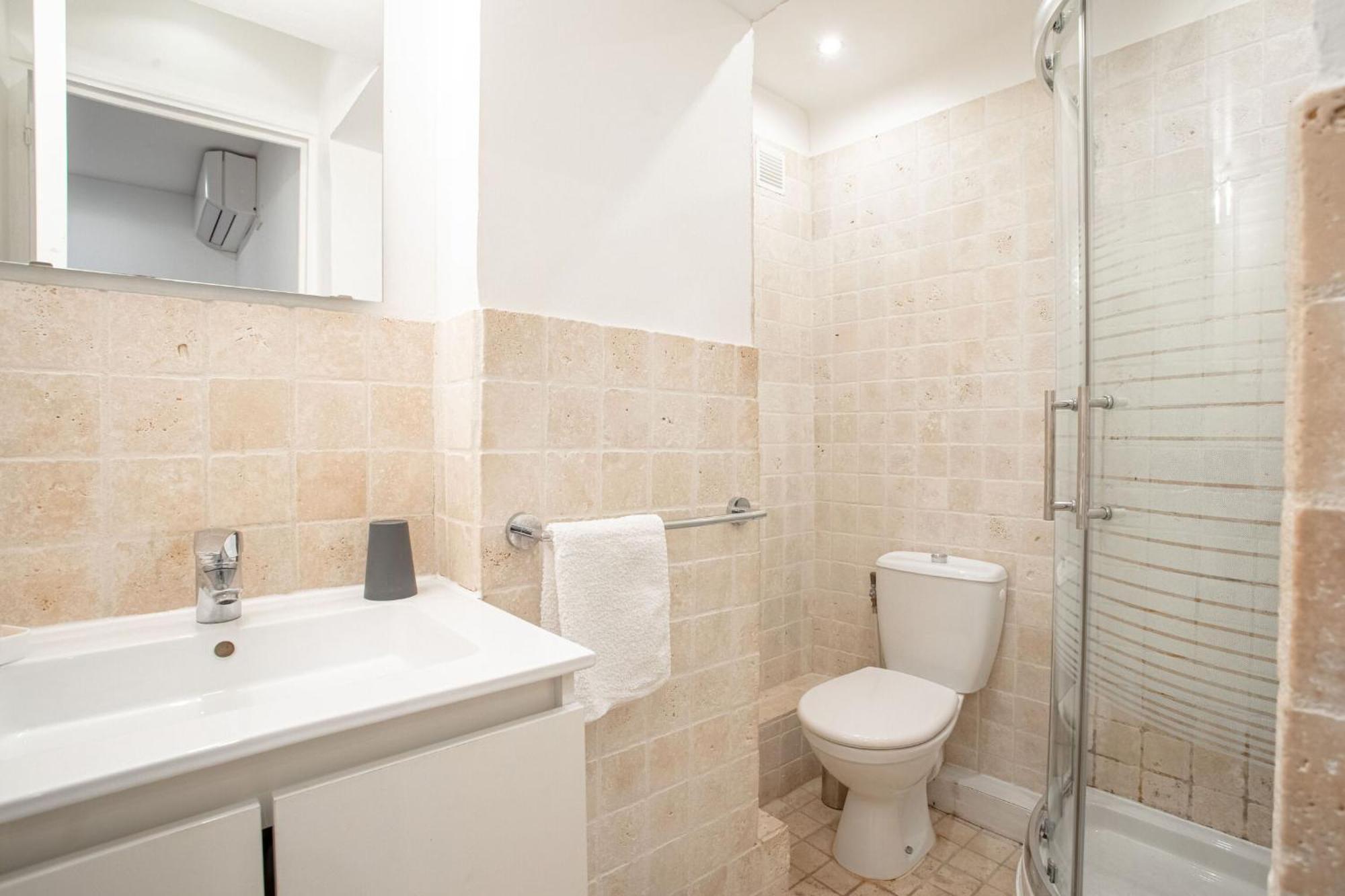 Apartment Sublime 5 Mins A Pied Du Palais Des Festivals By Halldis Cannes