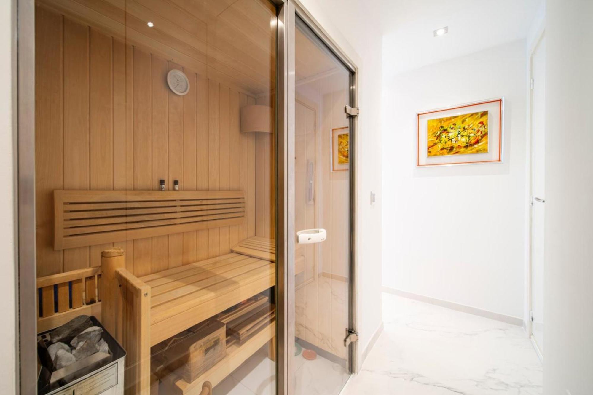 Apartment Stunning 3 Bedrooms With A Sea View Terrace