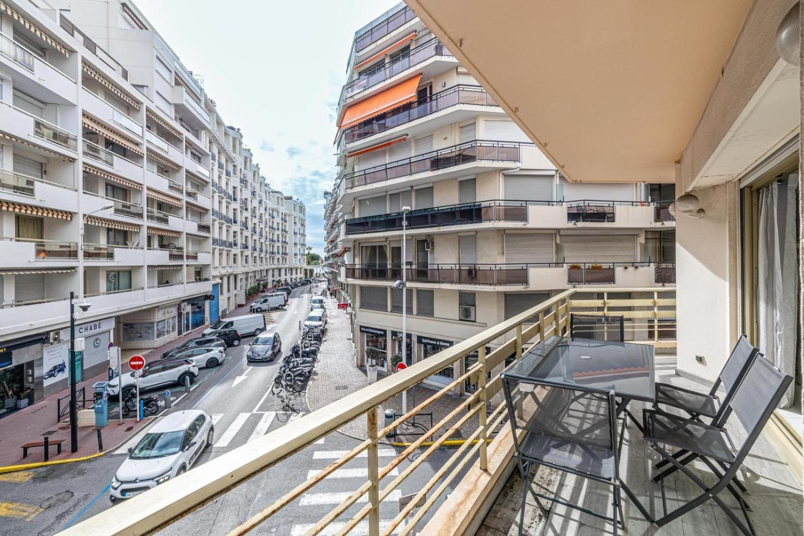 4 Pieces Balcon Parking Proche Martinez A3b130 Apartment *