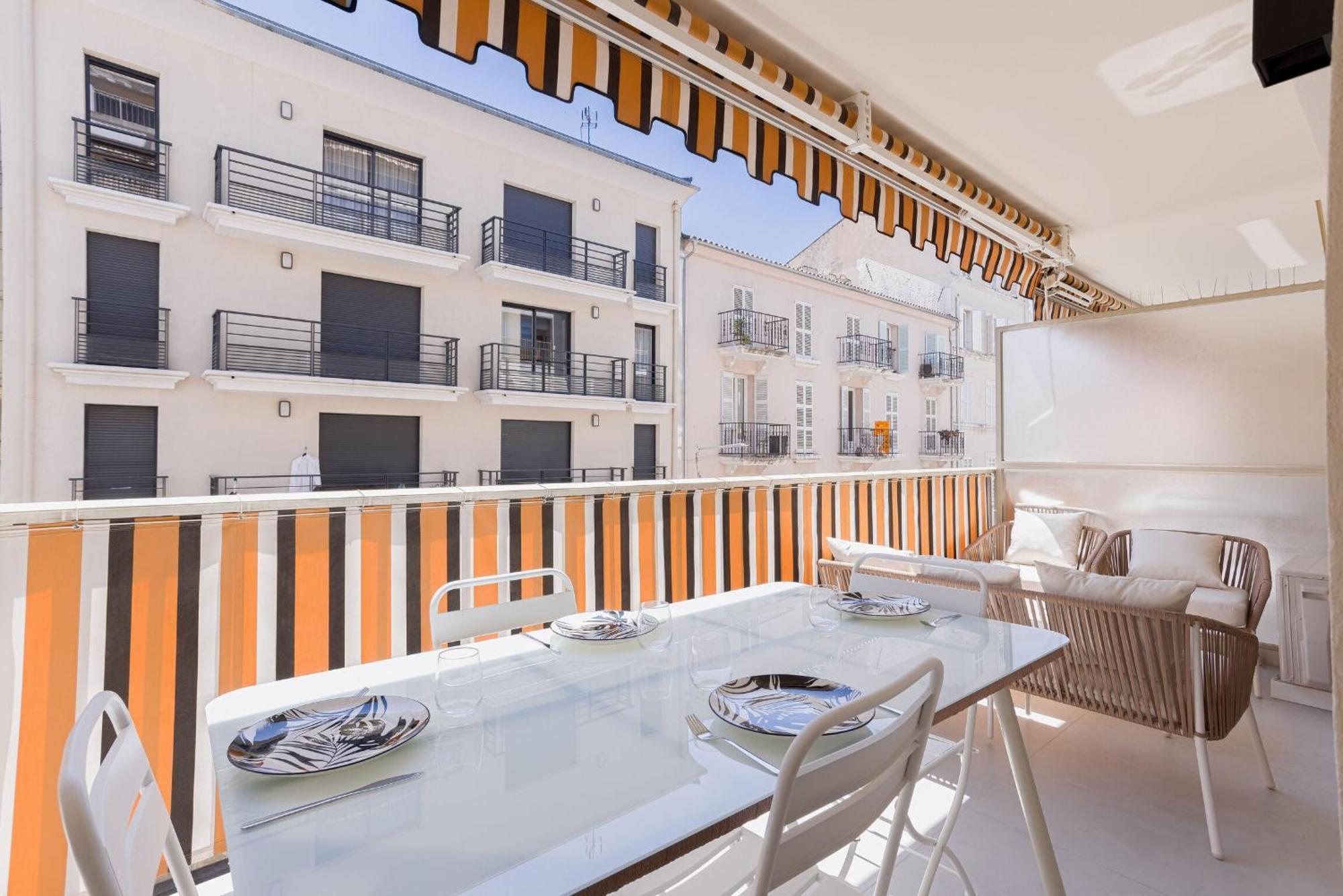 7 Pradignac By Halldis Cannes