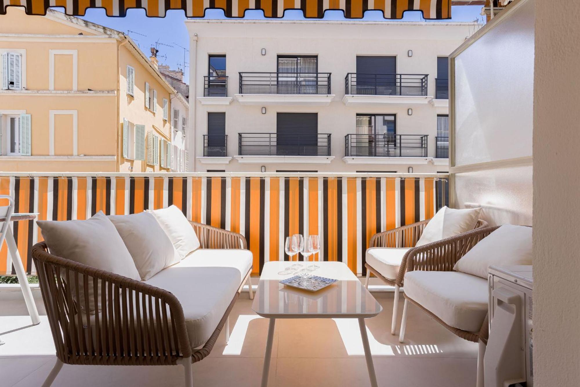 Apartment 7 Pradignac By Halldis Cannes