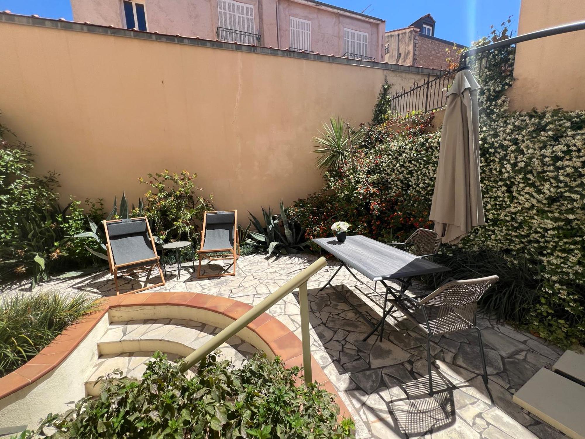 Apartment Quartier Suquet Marche Forville 4 Pers. Terrasse Cannes