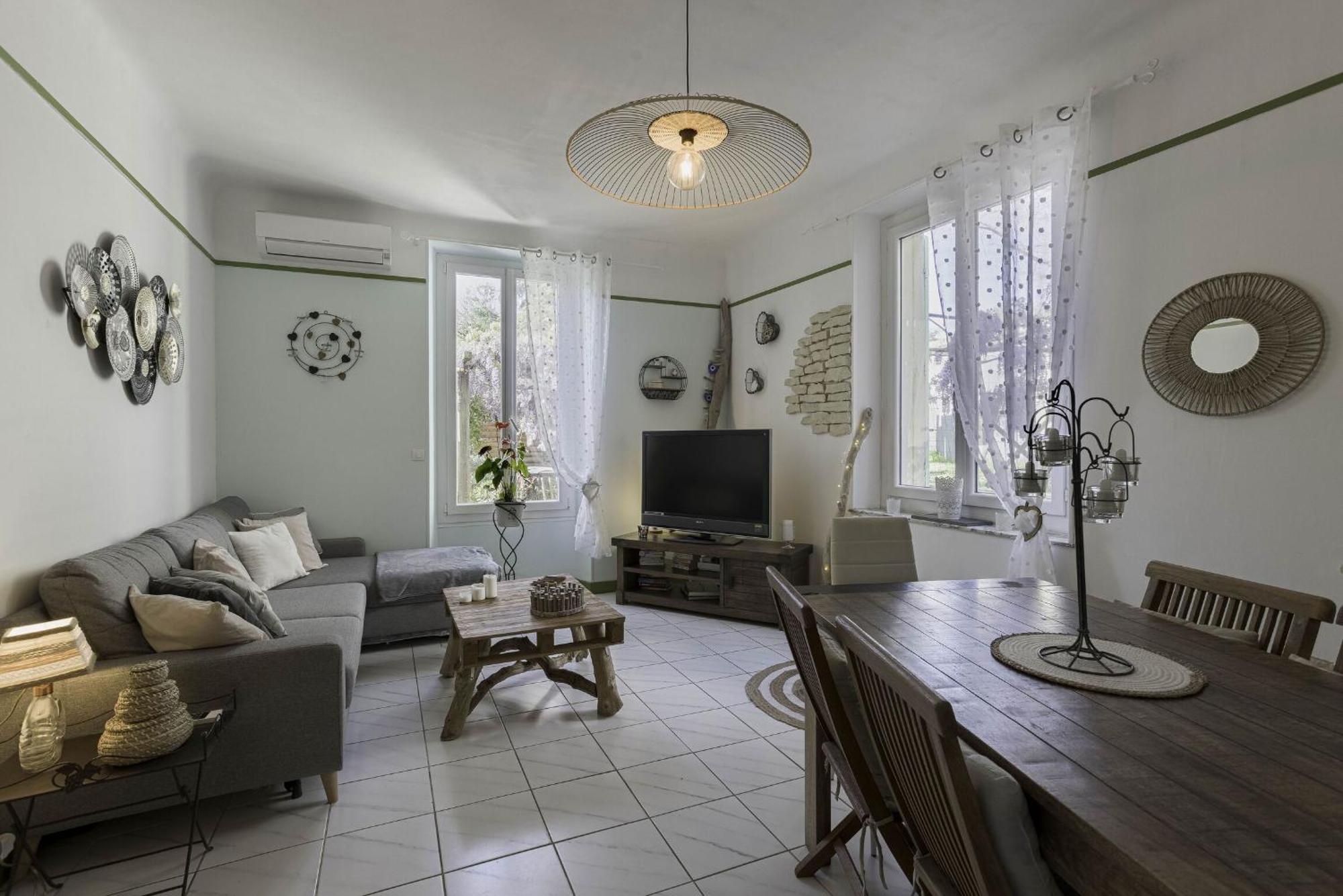 Apartment La Maison Fleurie By Halldis
