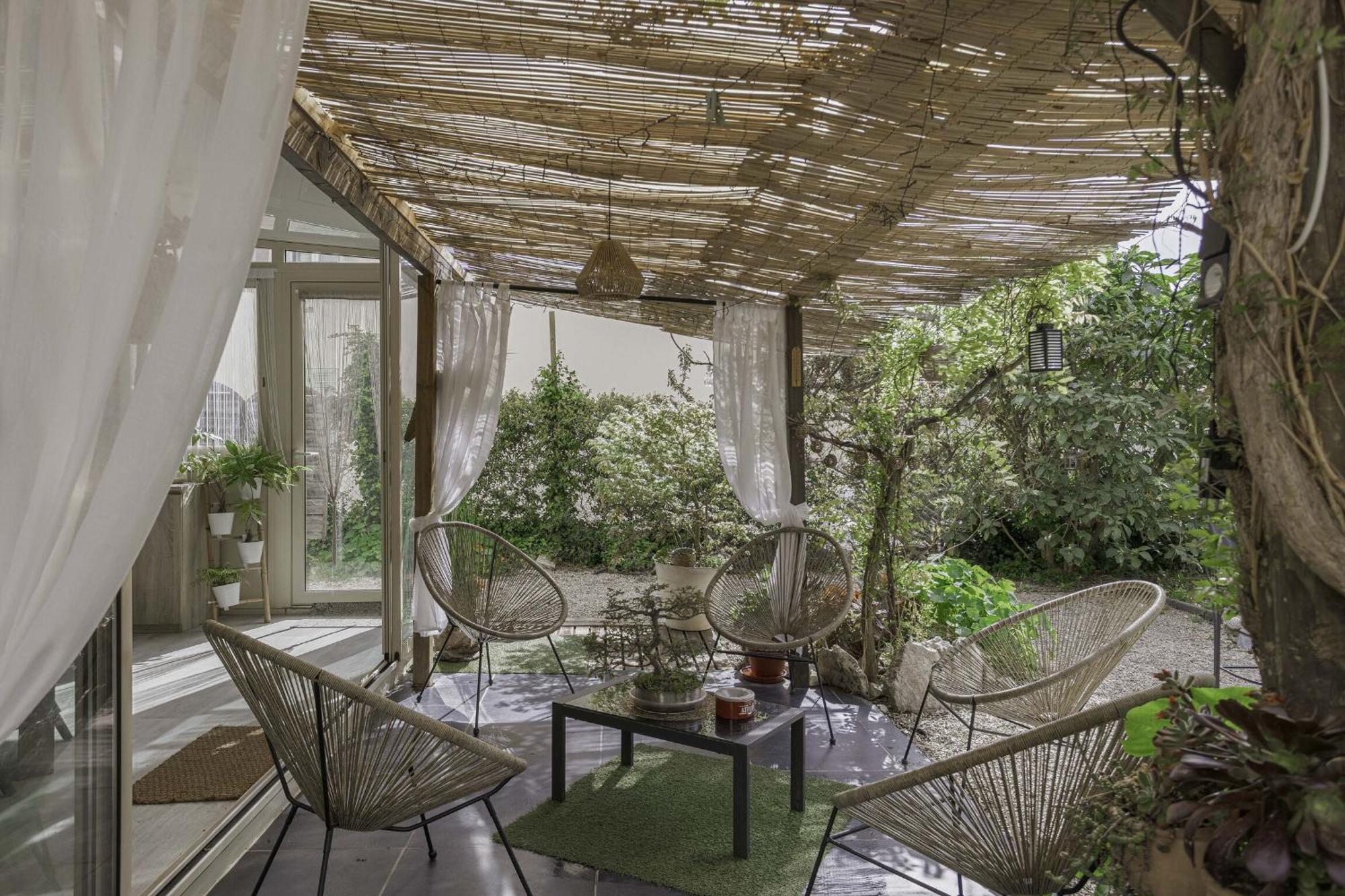 La Maison Fleurie By Halldis Apartment *