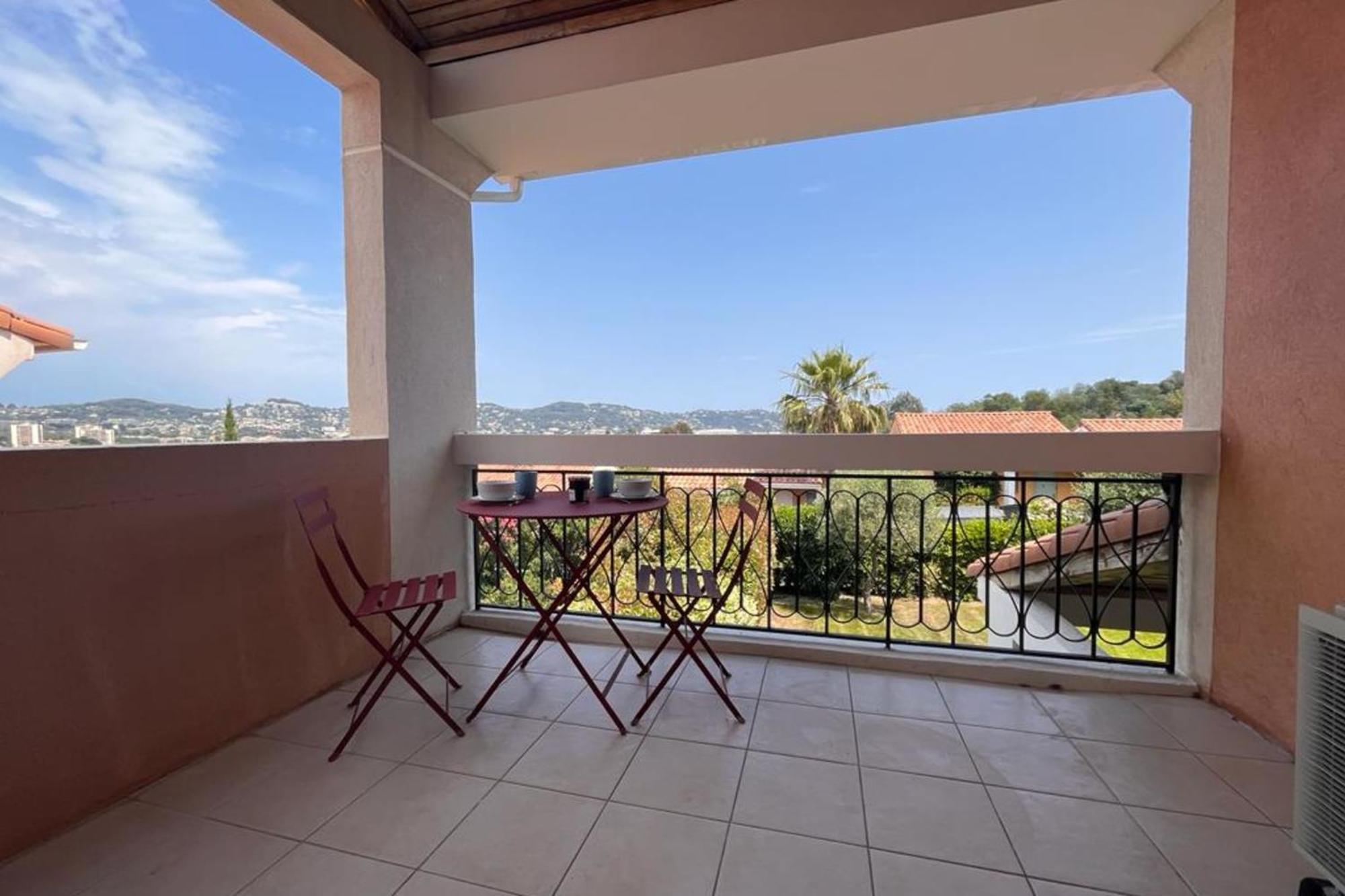 110m With Swimming Pools Ac And Garage - Benakey Holiday home Cannes