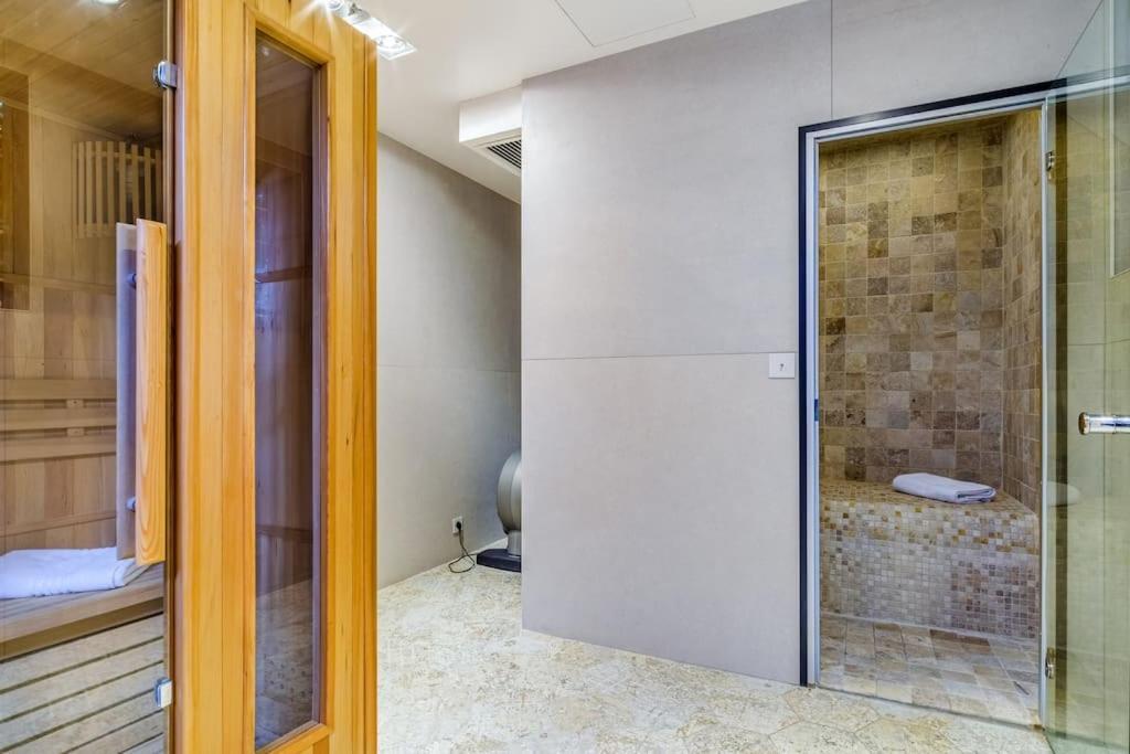 Villa Jaliel 250 M2 - 12 Pers. Plein Coeur De