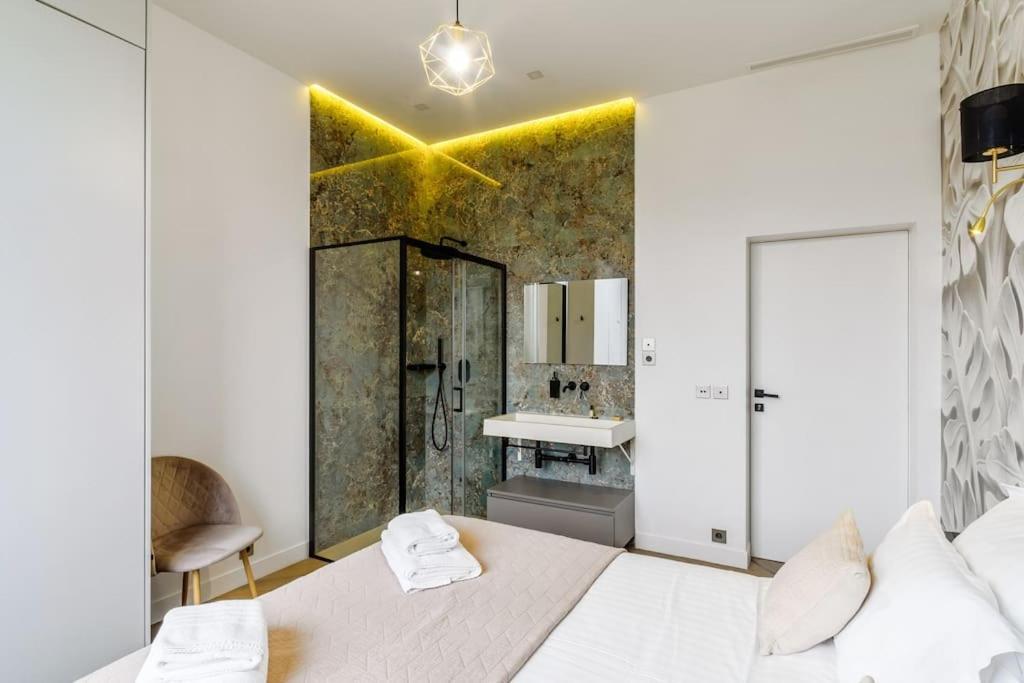 Jaliel 250 M2 - 12 Pers. Plein Coeur De