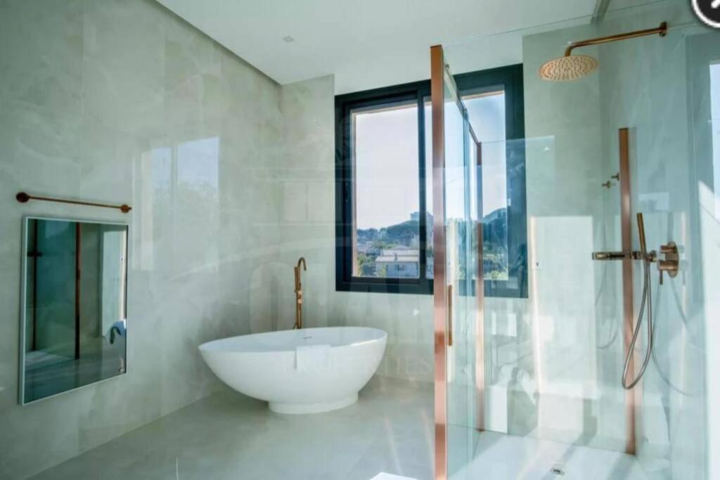 Jaliel 250 M2 - 12 Pers. Plein Coeur De Cannes