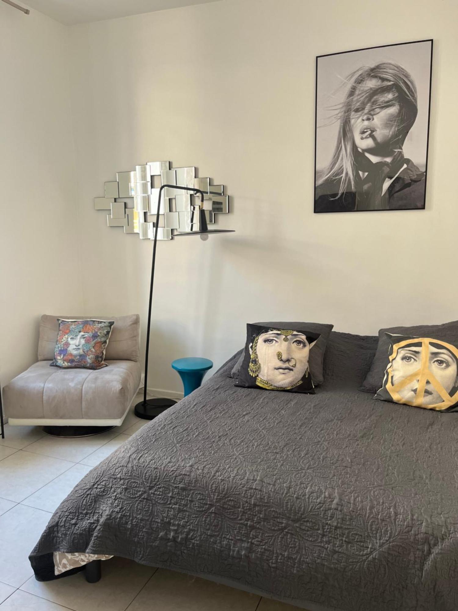 Apartment Au Coeur De Cannes