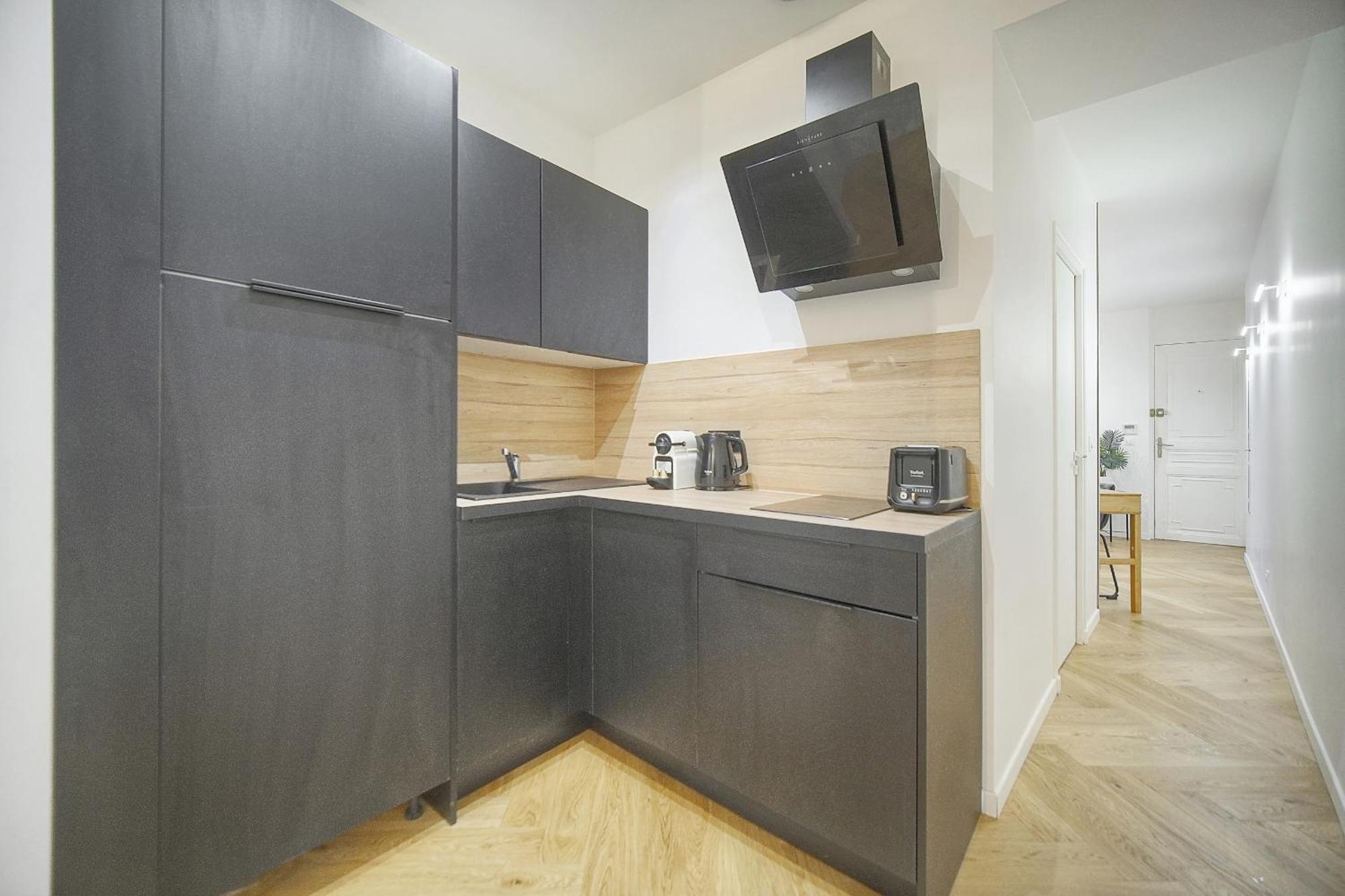 Apartment 2 Pieces Proche Du Midi A1b266 *
