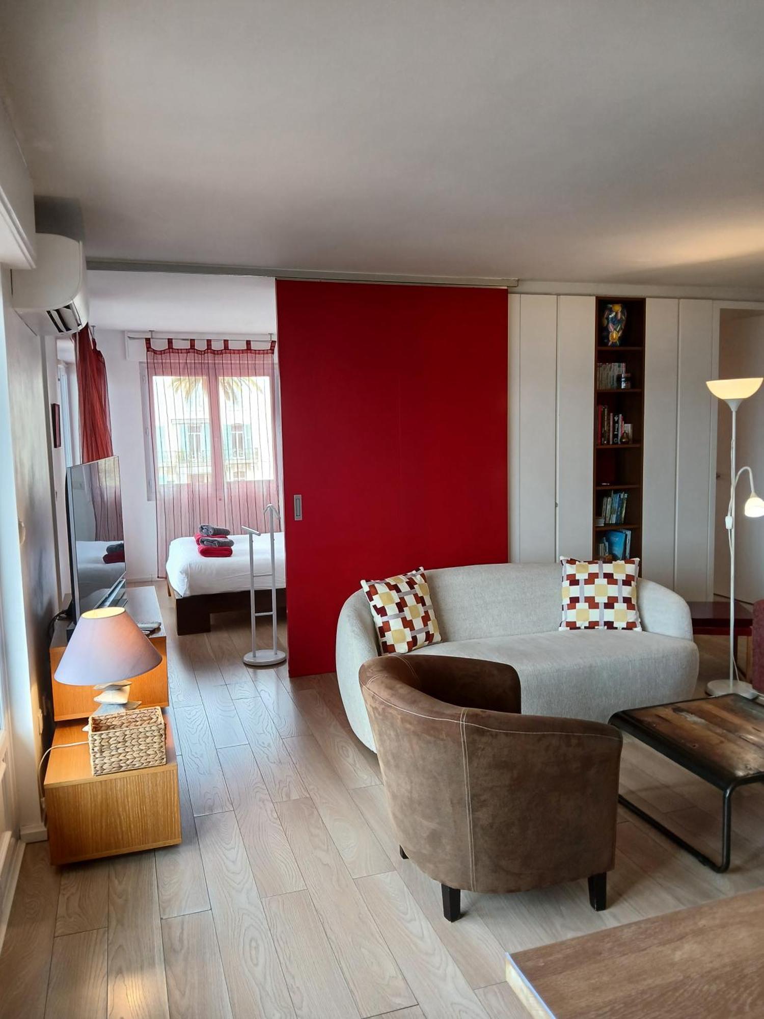 Apartment Plages Du Midi, Superbe Vue Mer, Grand Confort, 4 Pers Cannes