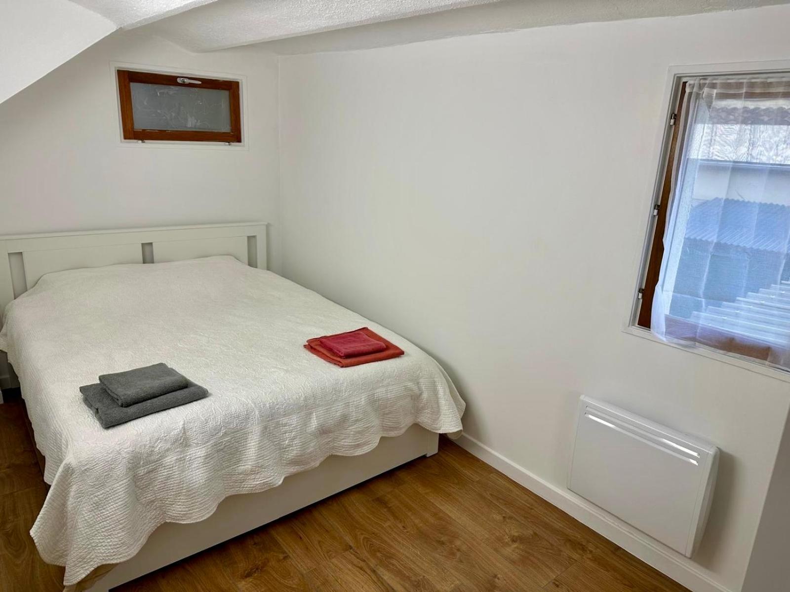 2 Bedrooms Entierement Renove - 200m De La Apartment Cannes