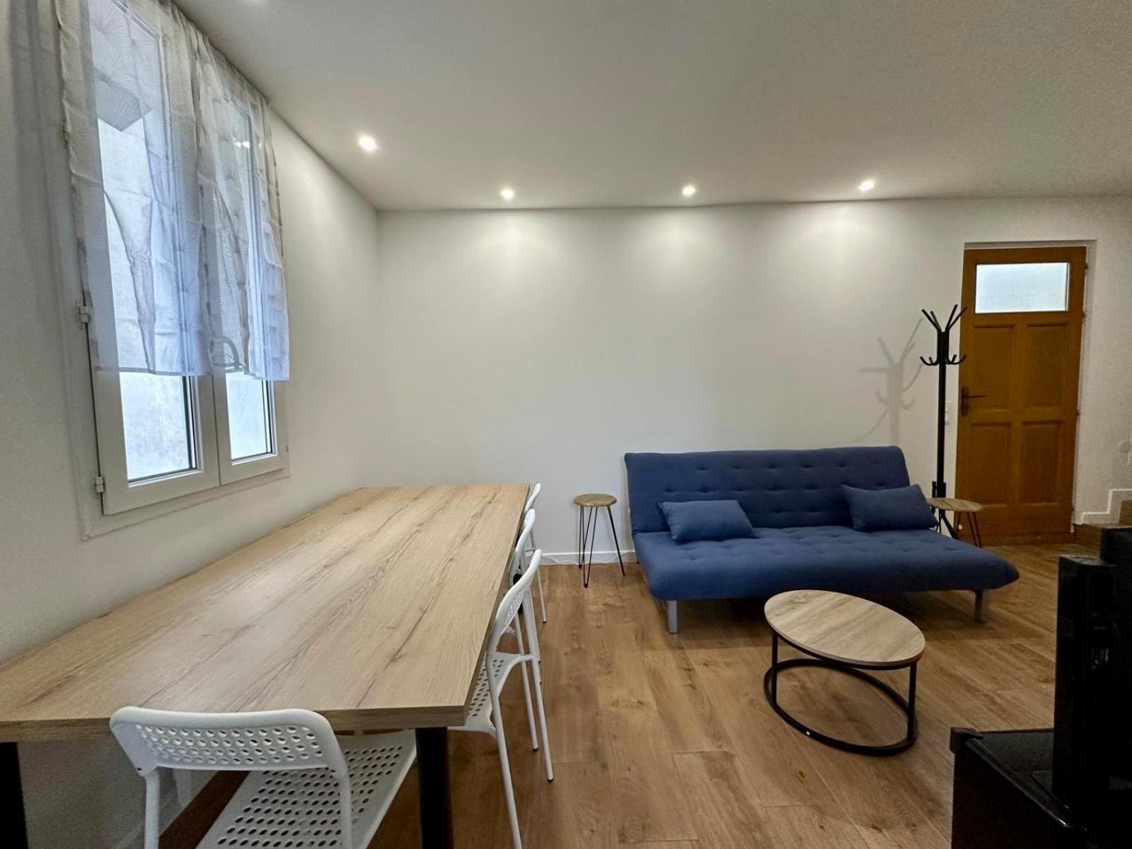 2 Bedrooms Entierement Renove - 200m De La Cannes