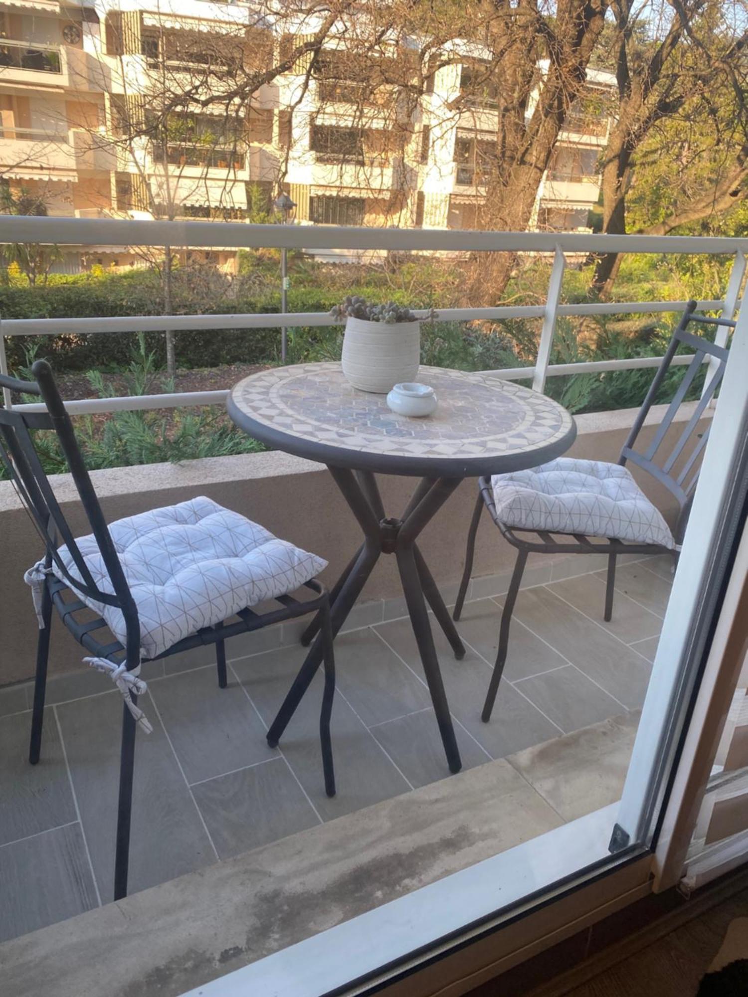 Arthur Bel Air Aparthotel