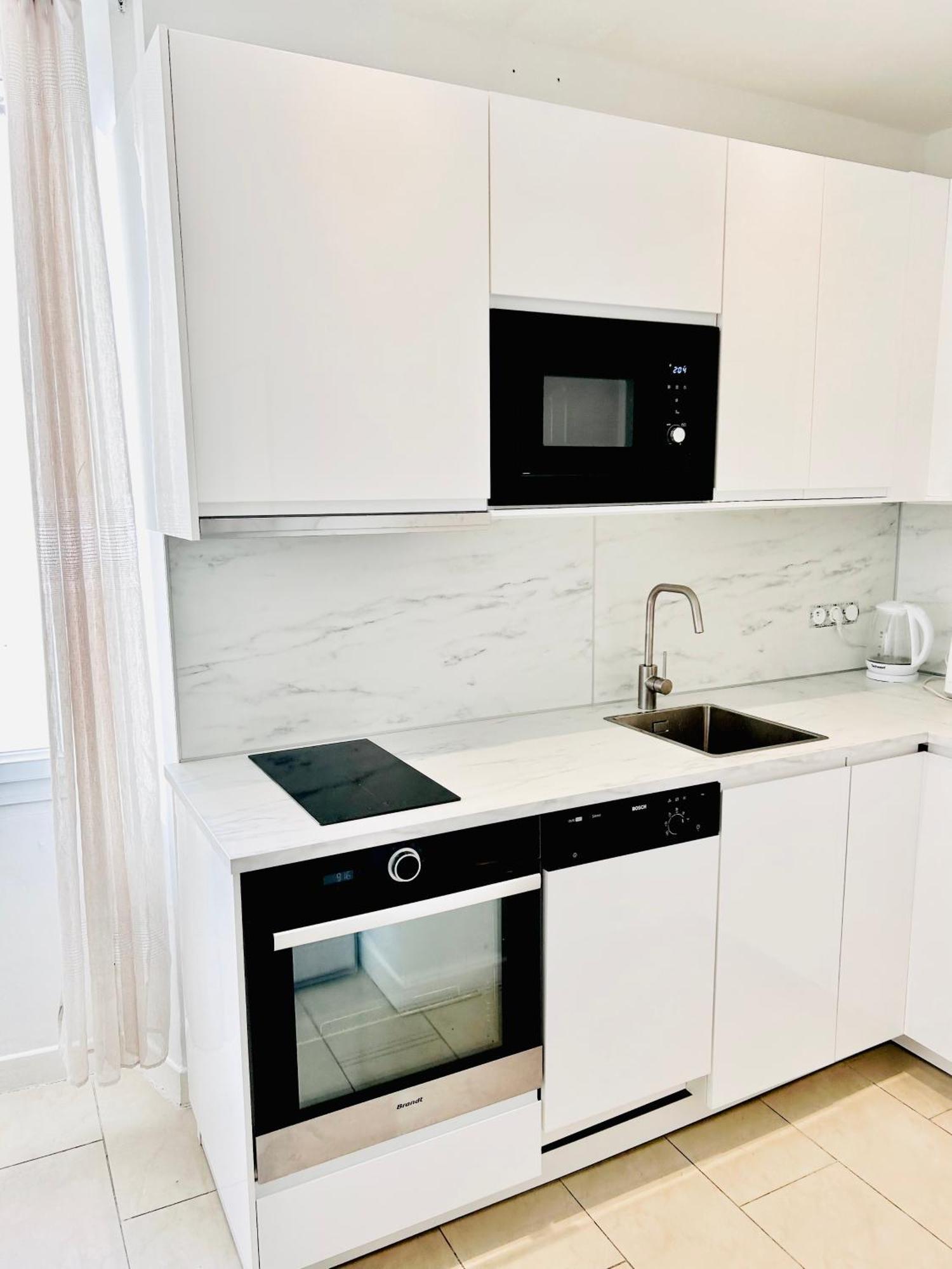 2 Bedroom Flat Center La Croisette Banane Apartment Cannes